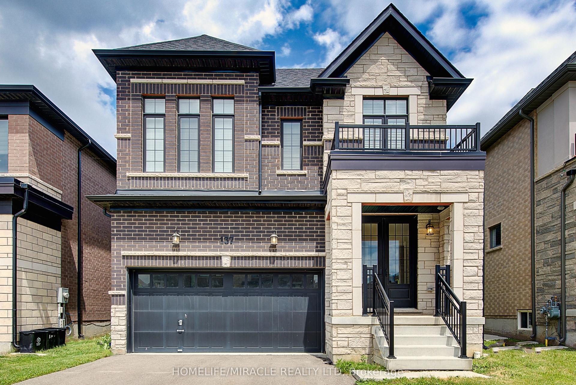 137 Silverwood Crescent — photo 1