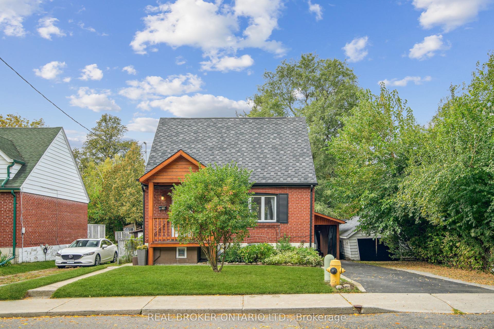24 Glenburn Avenue Upper #Upper — photo 1