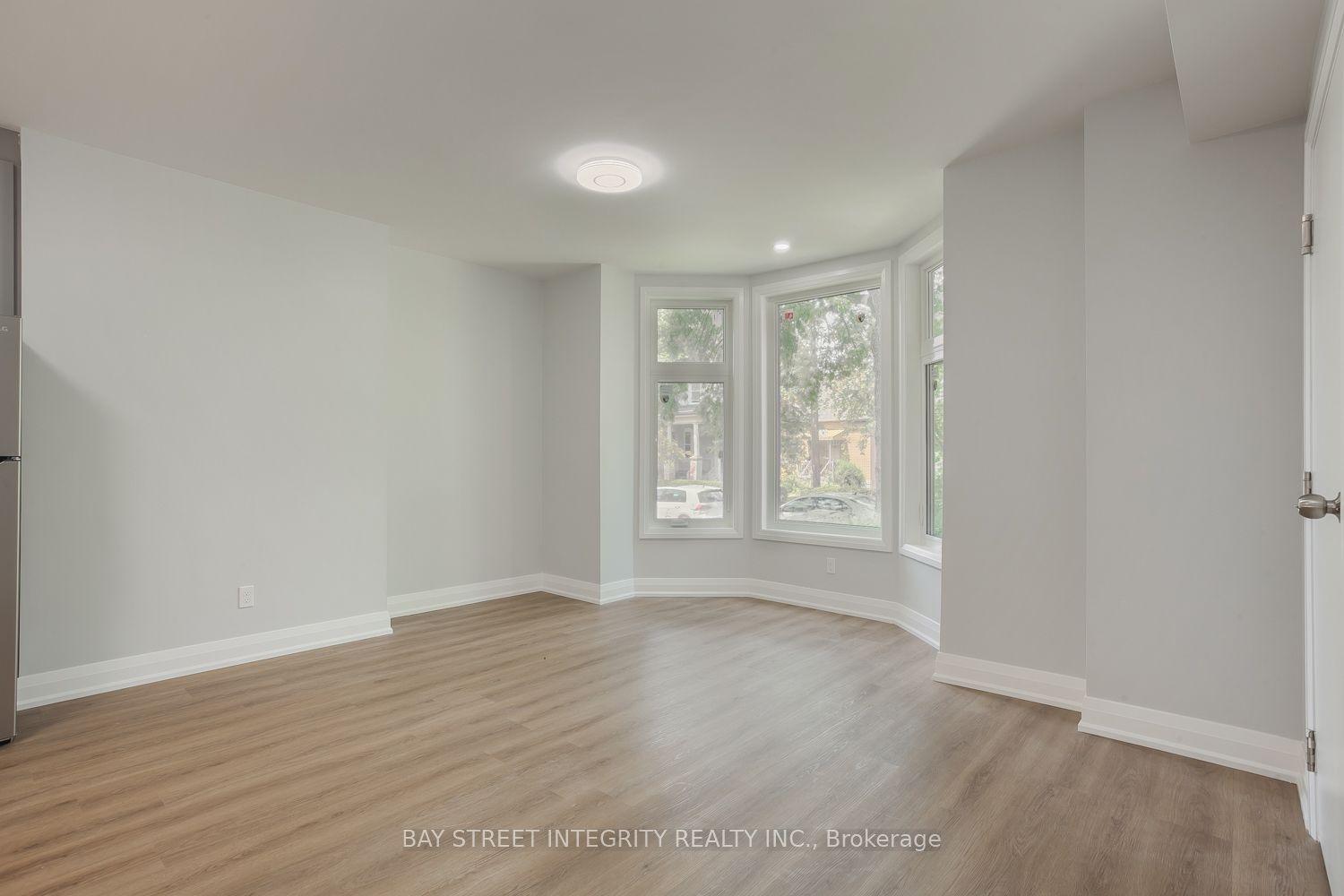 19 D'arcy Street Main Floor #Main Floor, Toronto — Detached for lease, photo 1