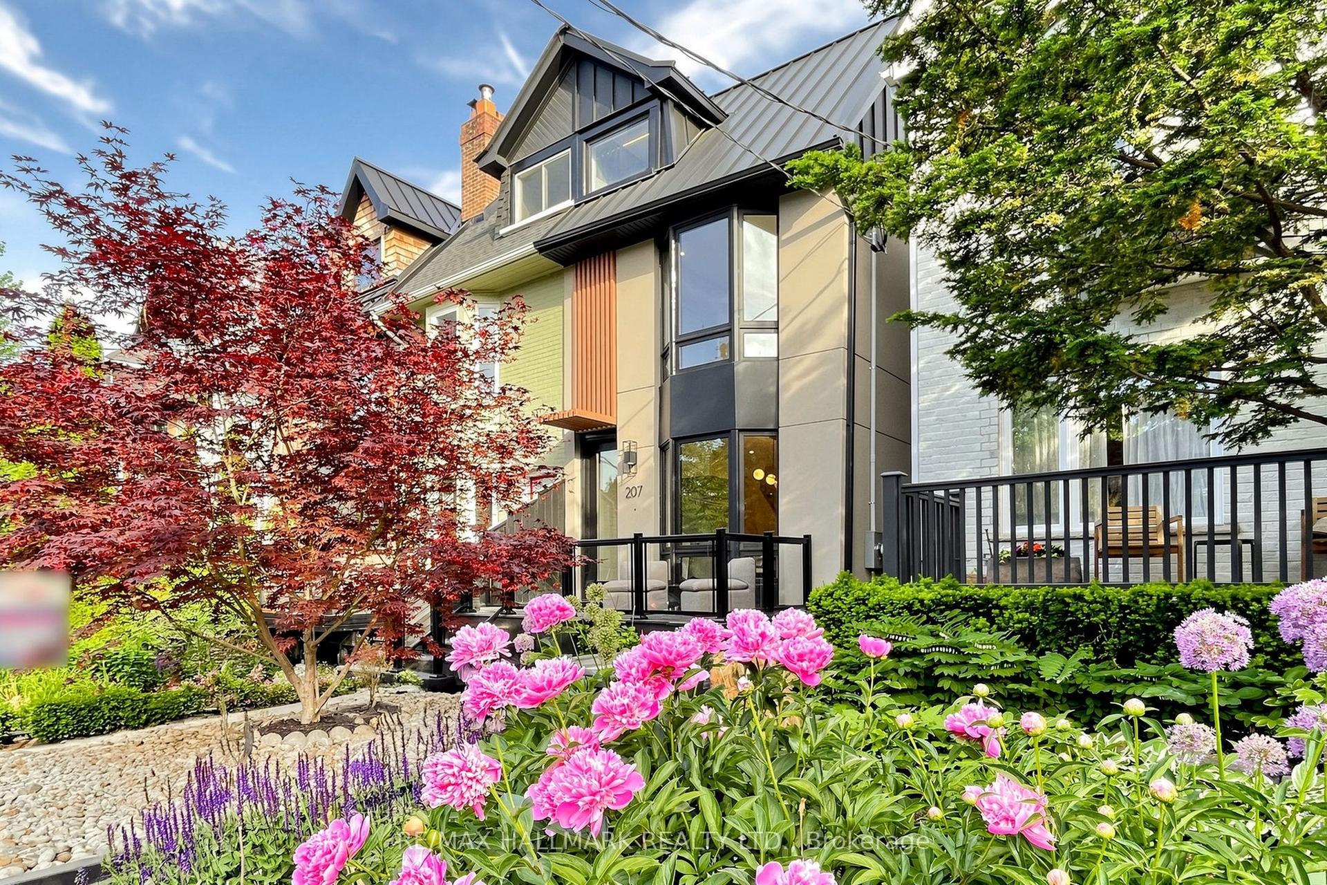 207 Victor Avenue — photo 1