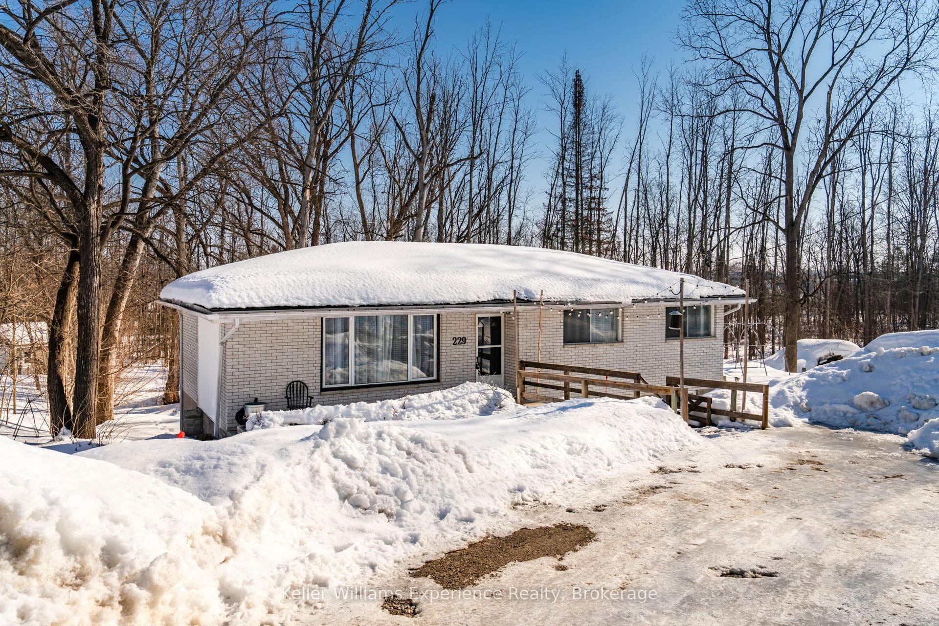 229 Mountain Avenue — photo 1