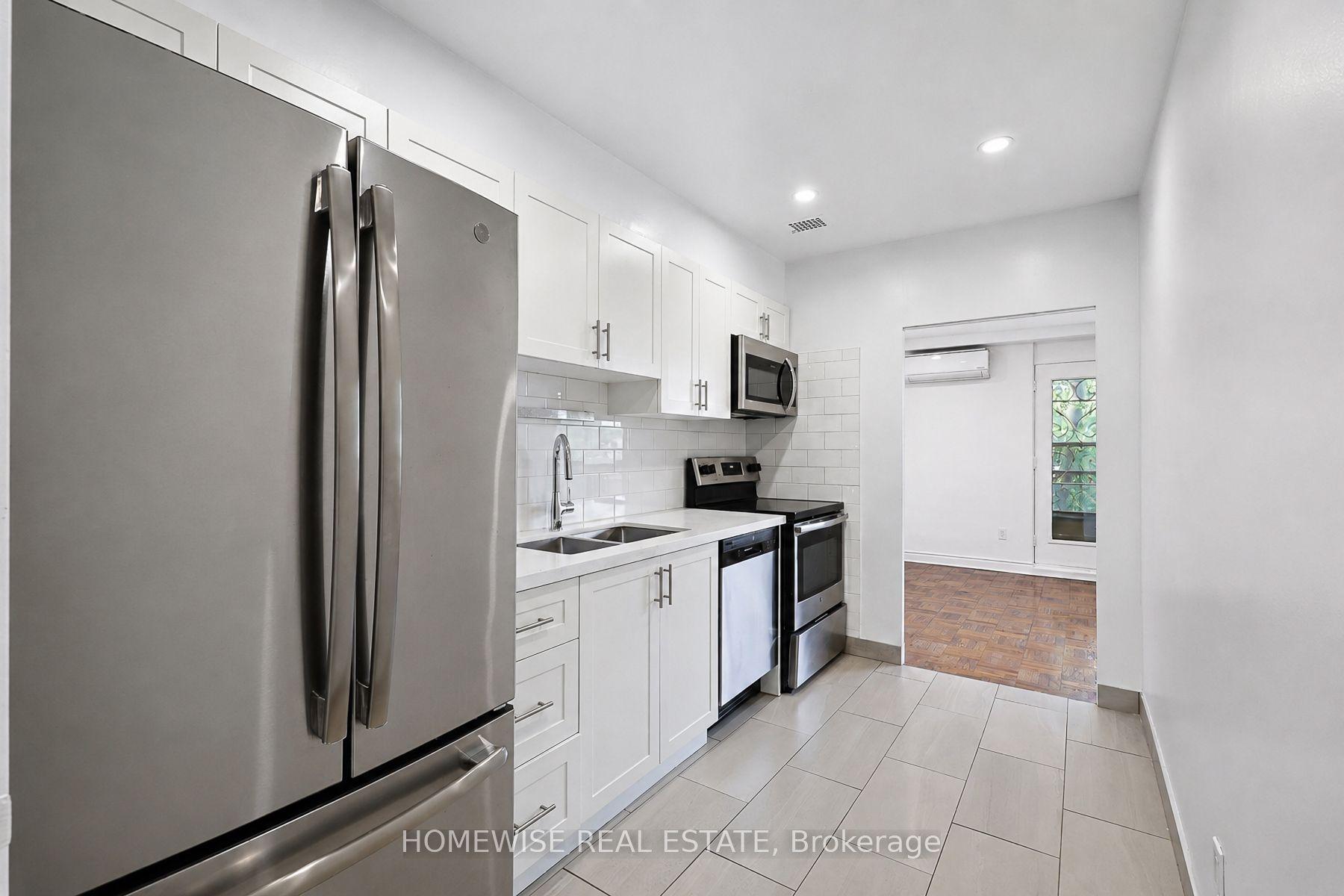 2500 Bathurst Street 401 #401, Toronto — Condo for lease, photo 1