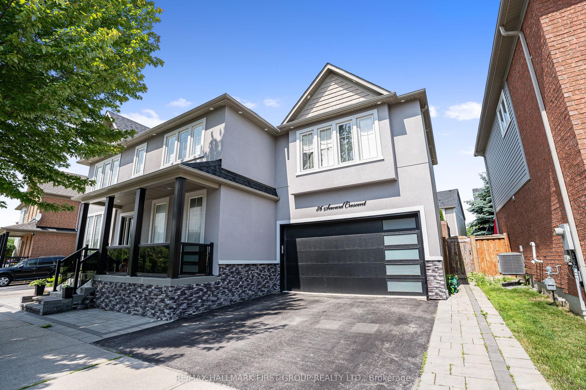 86 Seward Crescent — photo 1