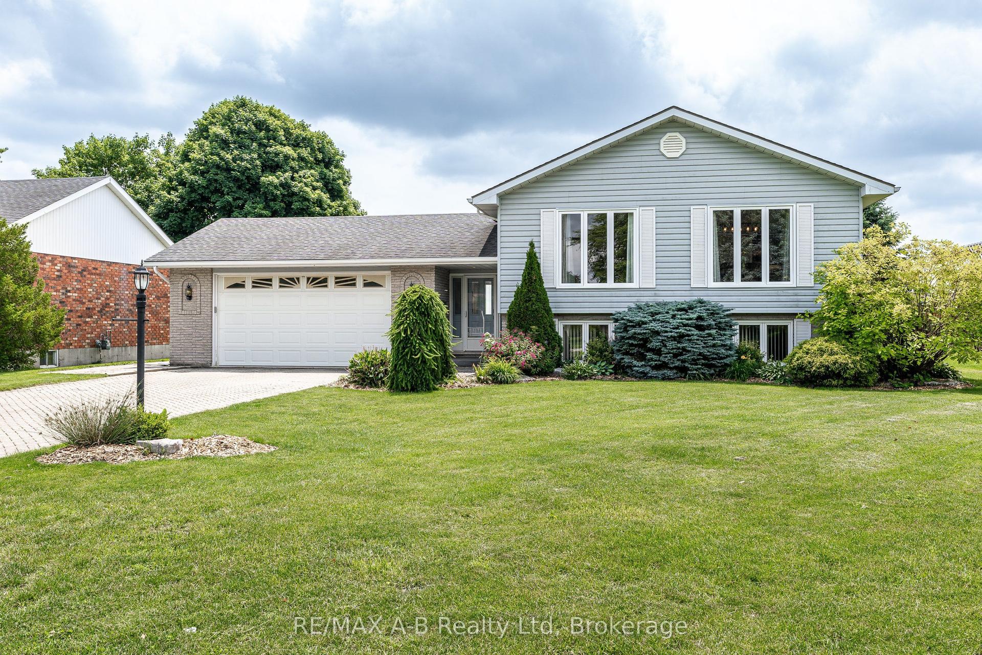 51 Commissioner Street — photo 1