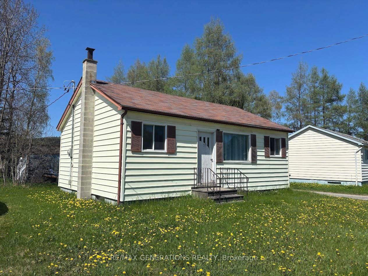 71 Manitou Road, Manitouwadge — Detached for sale, photo 1