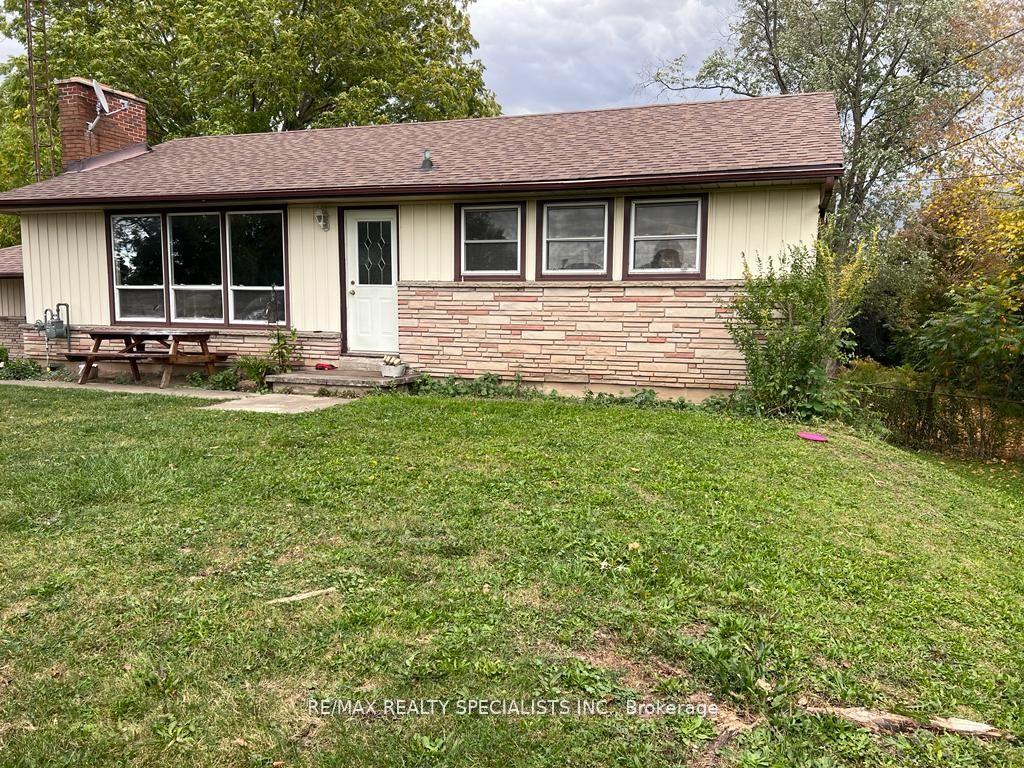 7810 Five Side Road — photo 1