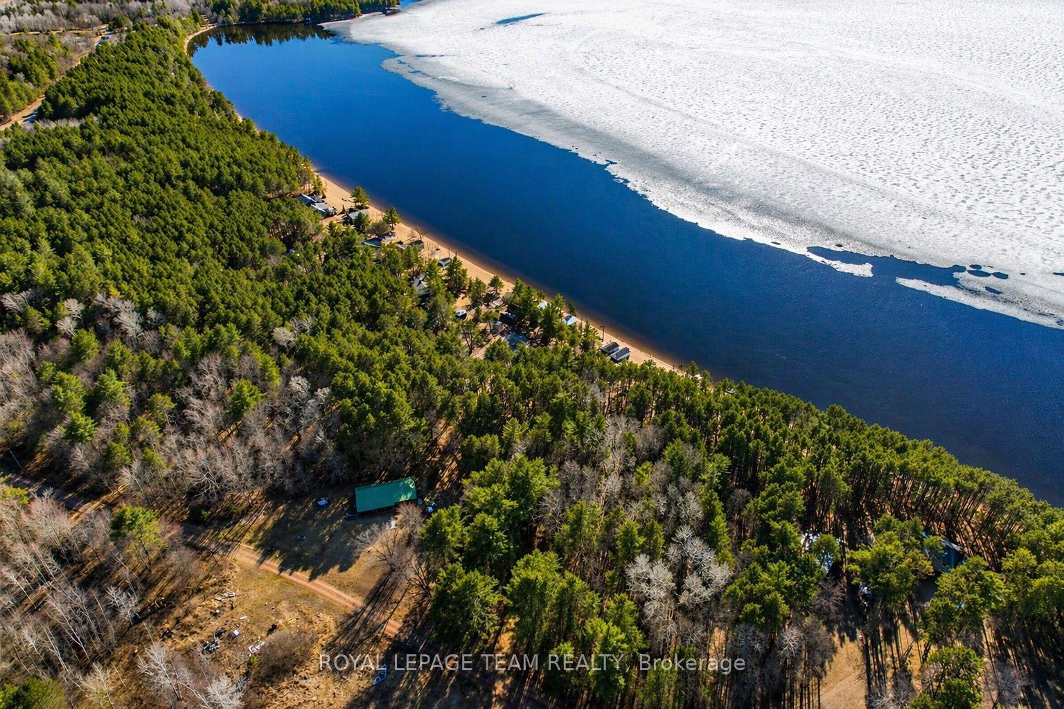 6 Granny Lane — photo 1