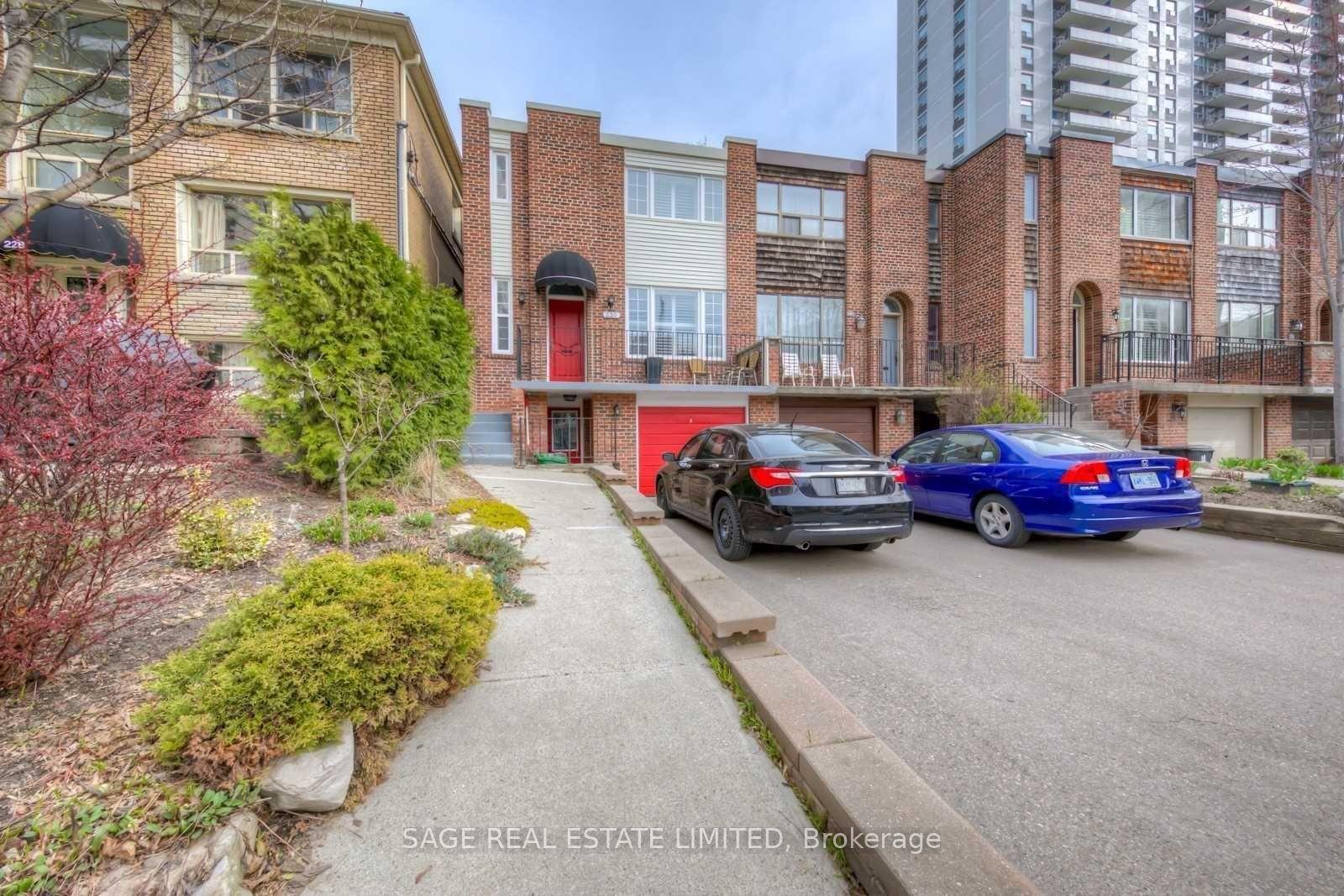 230 Balliol Street Main #Main, Toronto — Townhouse for lease, photo 1