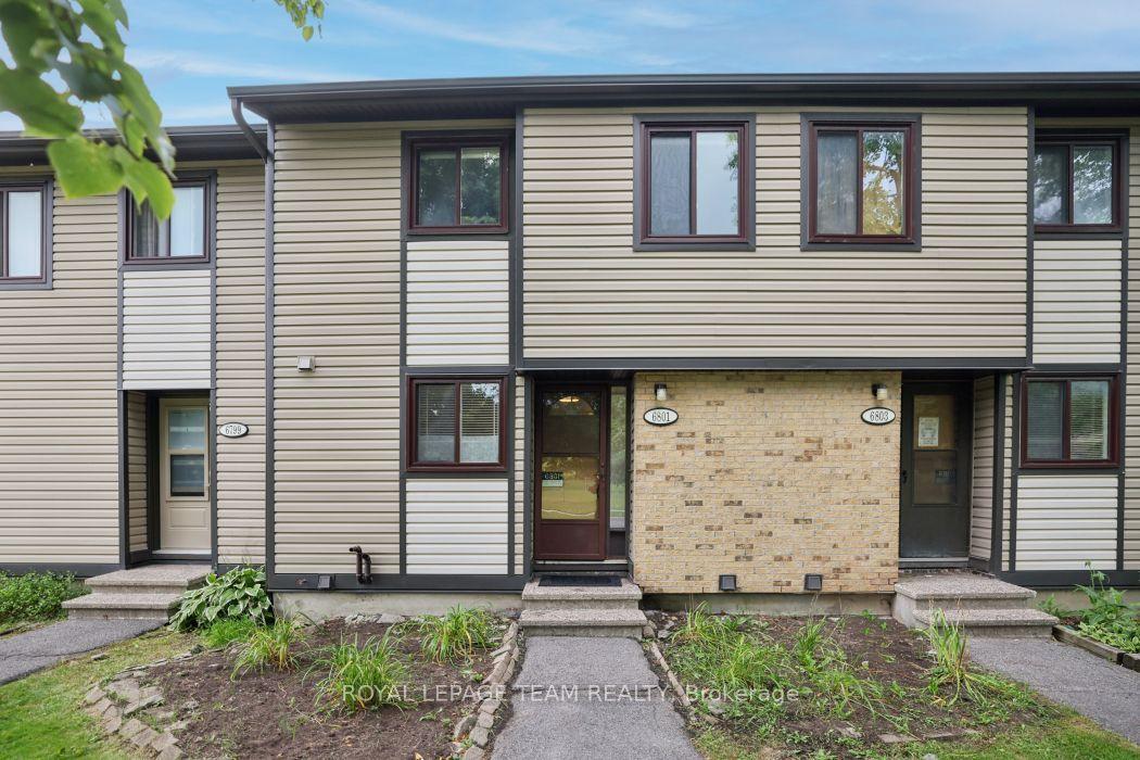 6801 Bilberry Drive, Orleans - Convent Glen and Area — Condo Town for sale, photo 1