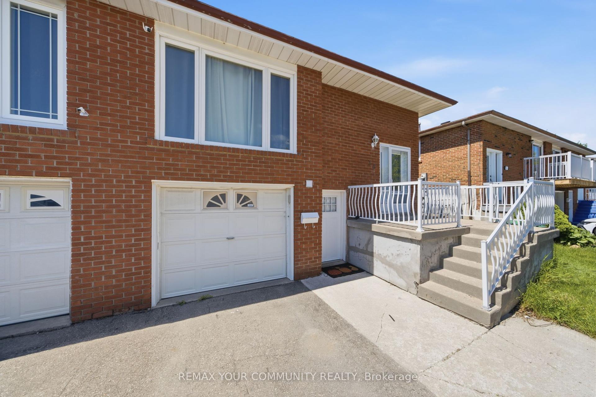 36 Roseville Drive Upper #Upper, Brampton — Semi-Detached for lease, photo 1