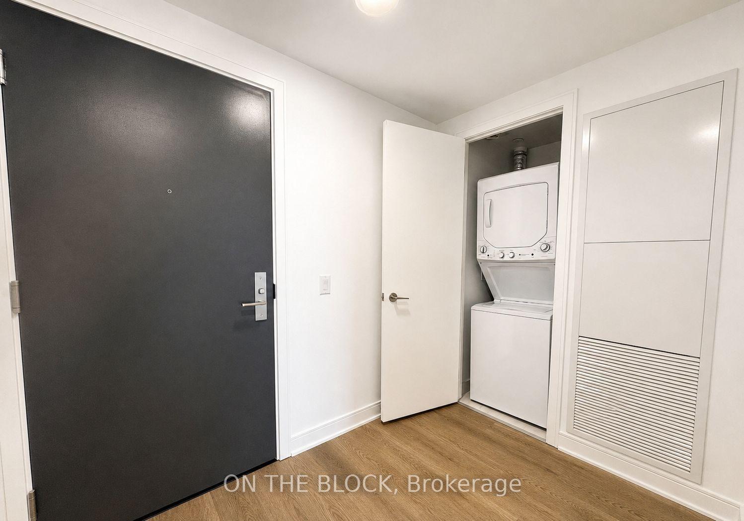 86 Dundas Street E 618 #618, Mississauga — Condo for lease, photo 1