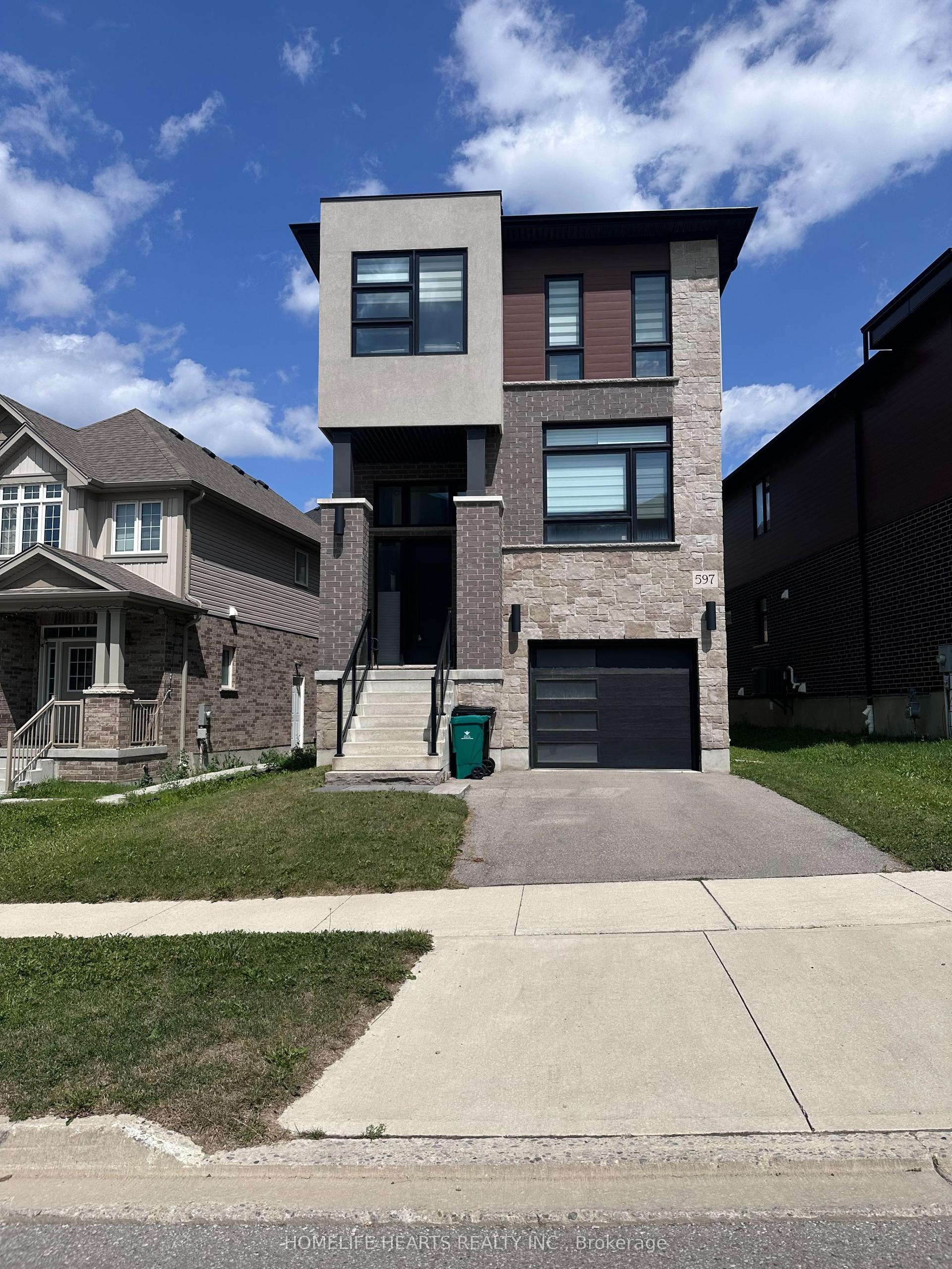 597 Benninger Drive, Kitchener — Detached for lease, photo 1