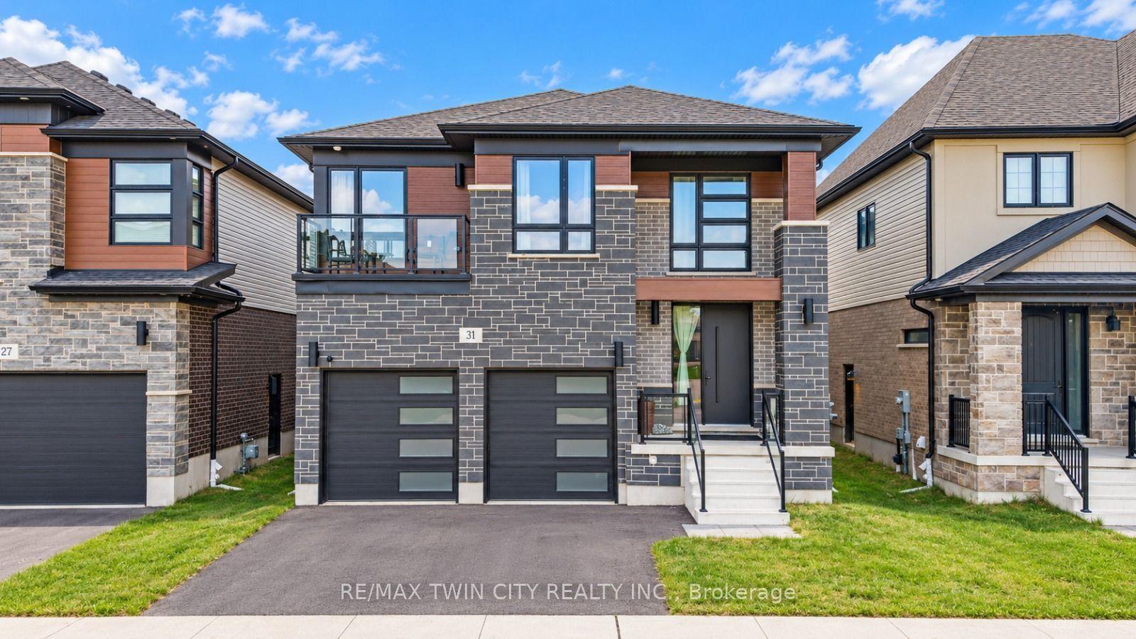 31 Jacob Detweiller Drive, Kitchener — Detached for sale, photo 1