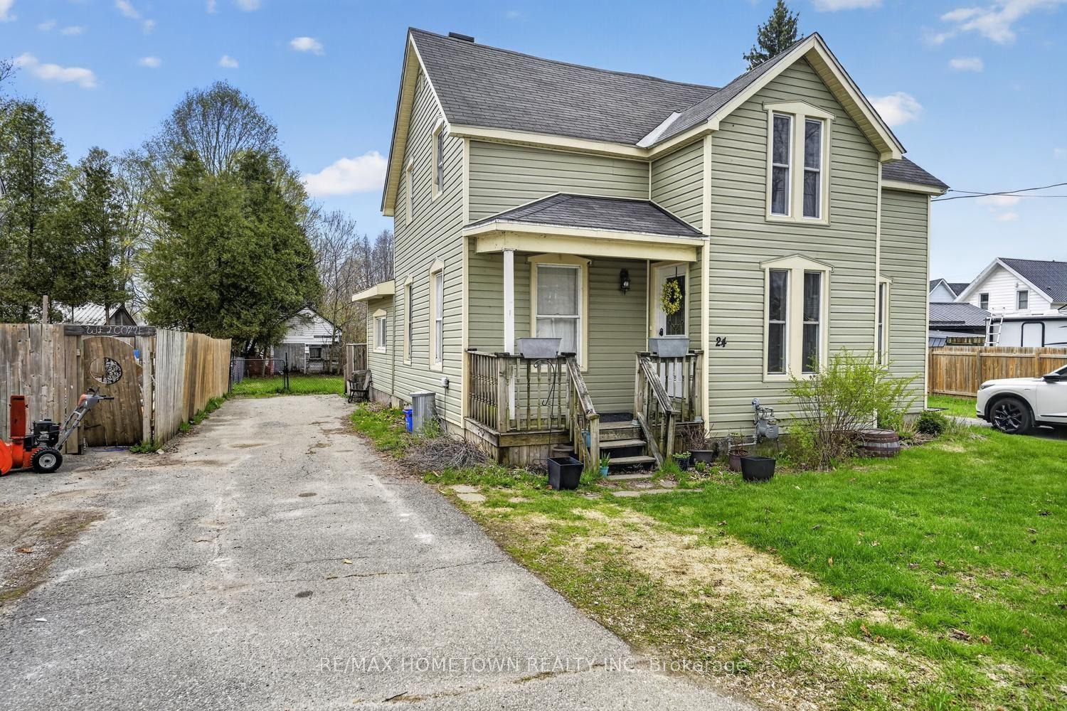 24 William Street, Edwardsburgh/Cardinal — Detached for sale, photo 1