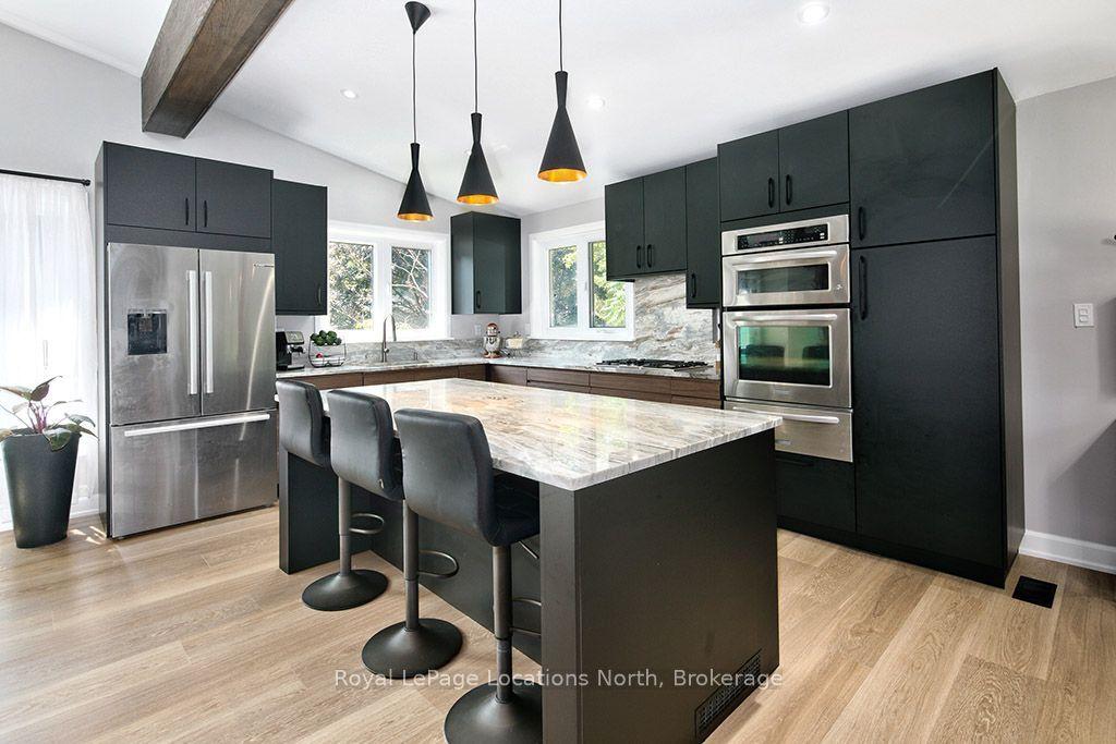 194 Montgomery Street, Meaford — Detached for sale, photo 1