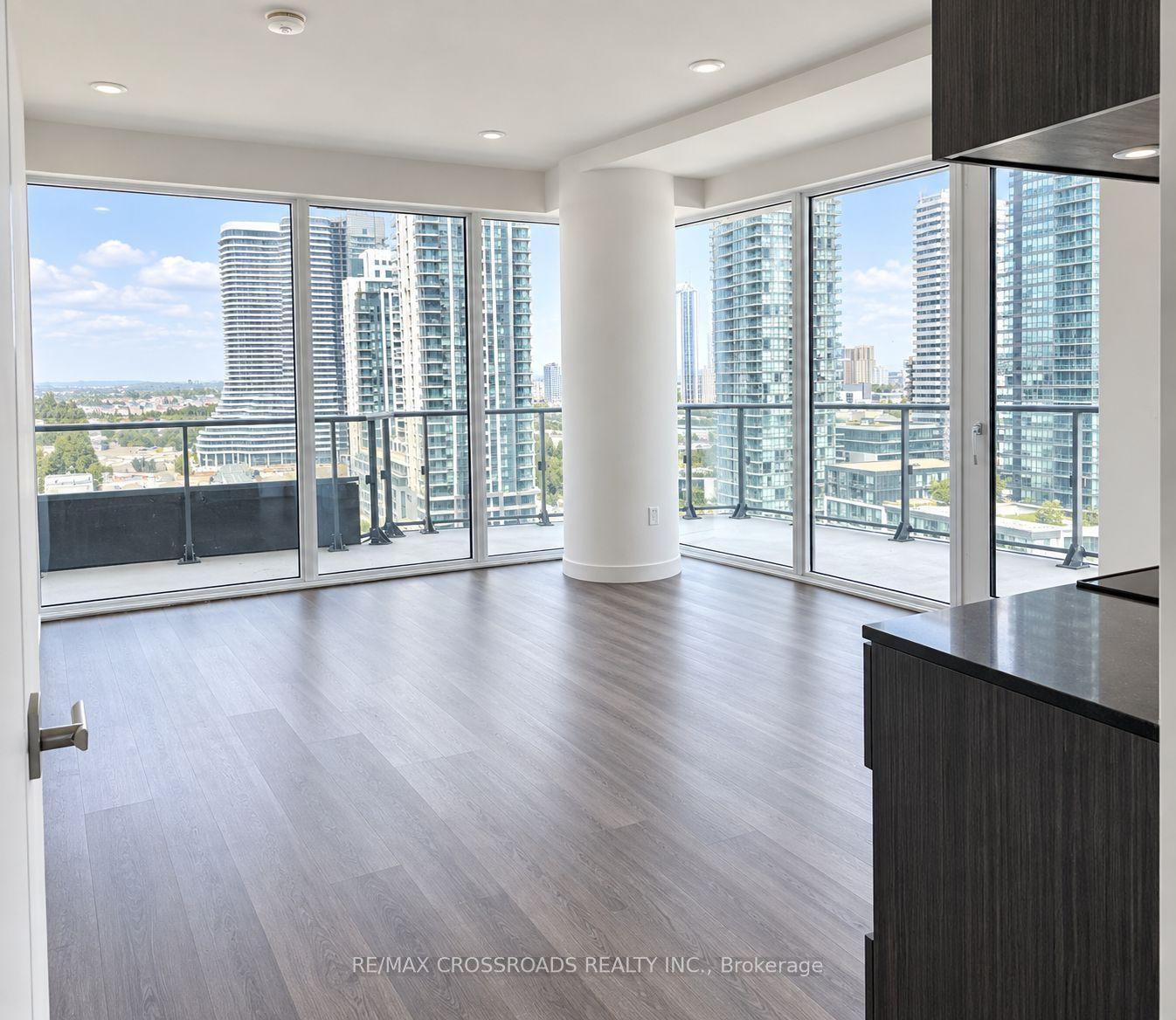 448 Burnhamthorpe Road W 1304 #1304, Mississauga — Condo for lease, photo 1