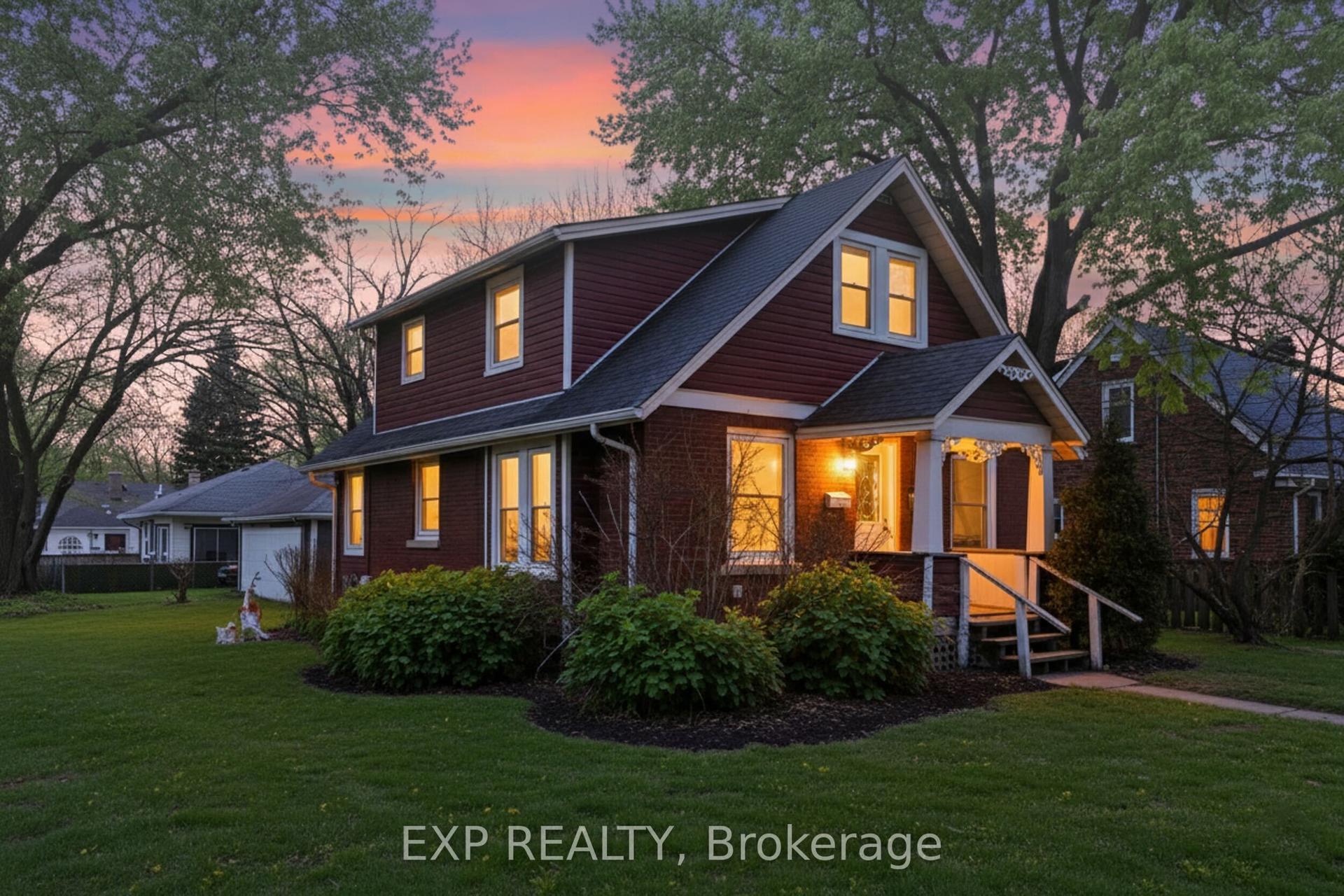 5537 Prince Edward Avenue — photo 1