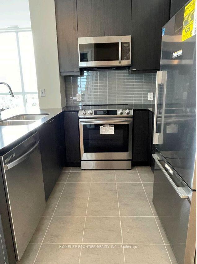 50 NW Thomas Riley Road NE 816 #816, Toronto — Condo for lease, photo 1