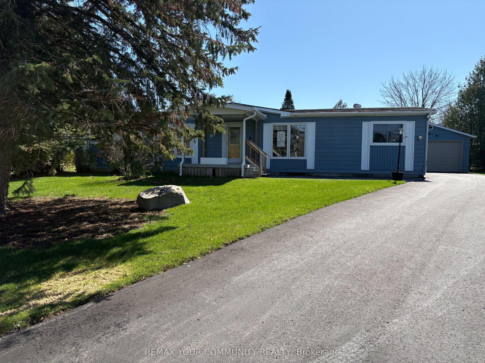 20 Geneva Court, Georgina — Detached for sale, photo 1