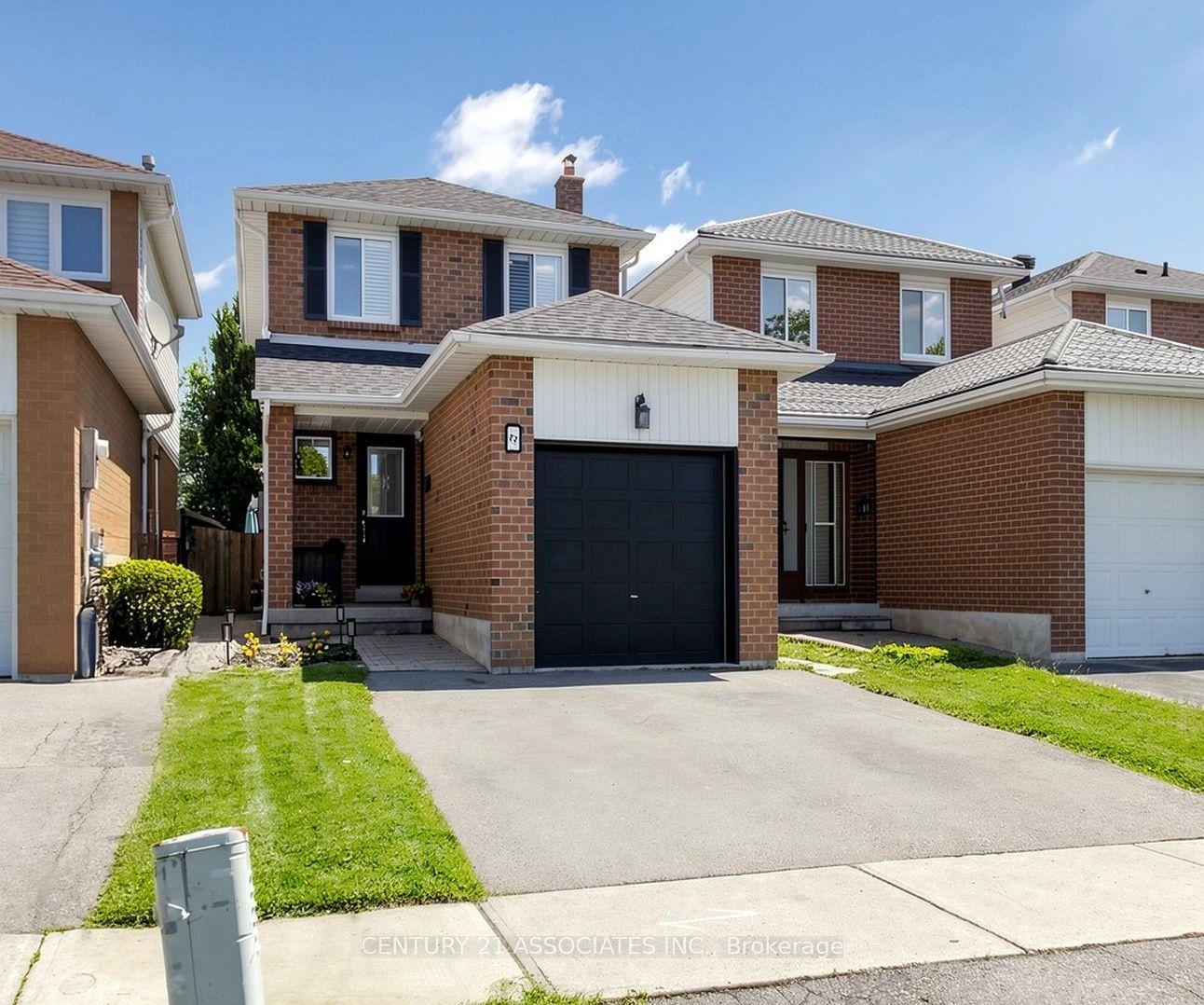 80 Stephensen Court — photo 1