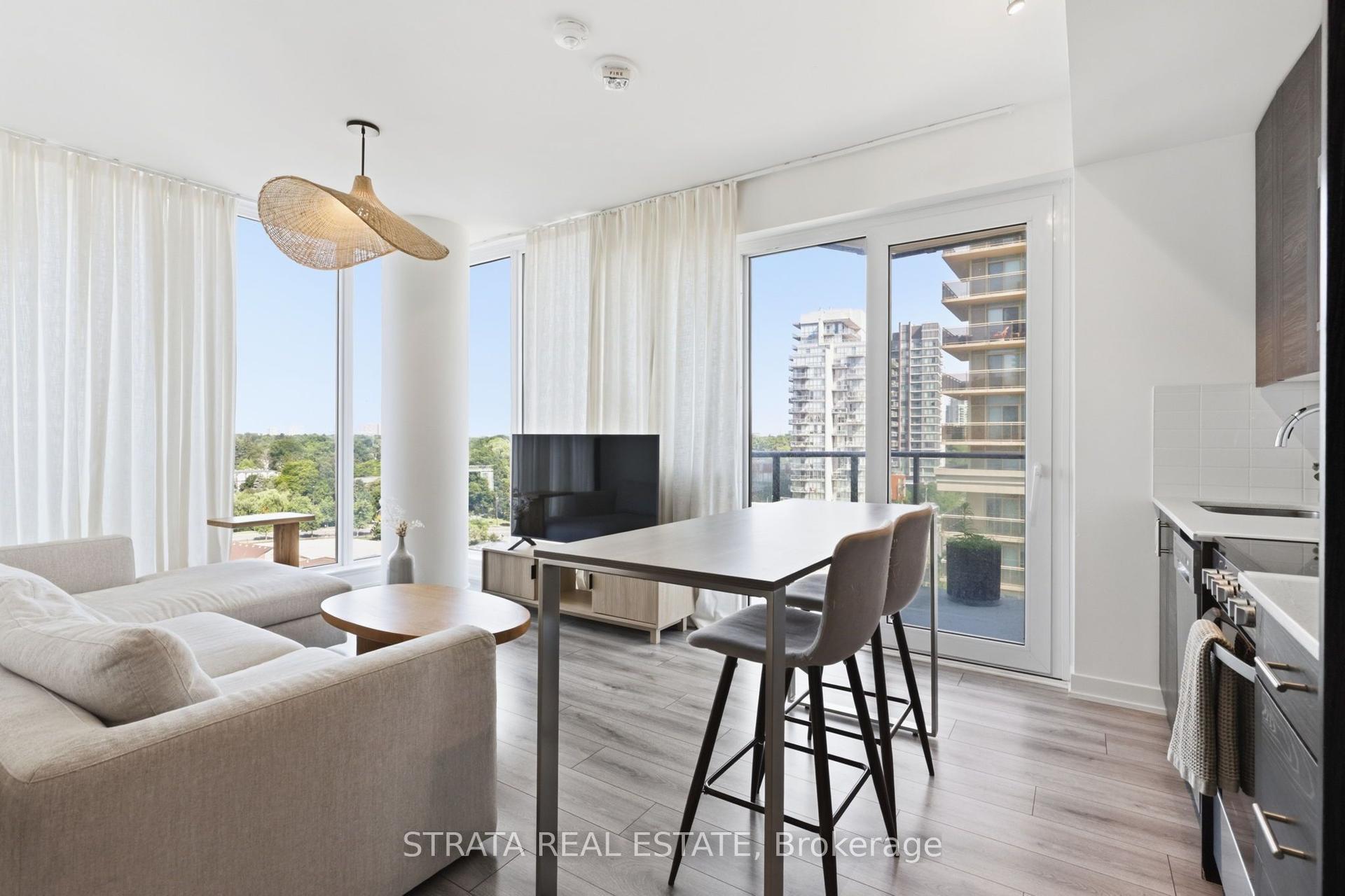 15 ELLERSLIE Avenue 708 #708, Toronto — Condo for lease, photo 1