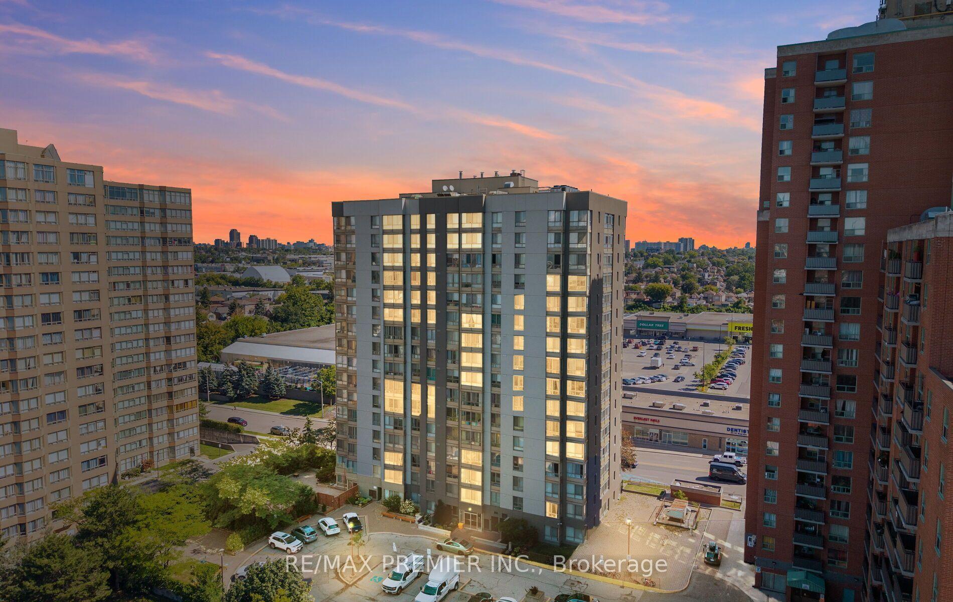 2470 Eglinton Avenue W 209 #209, Toronto — Condo for sale, photo 1