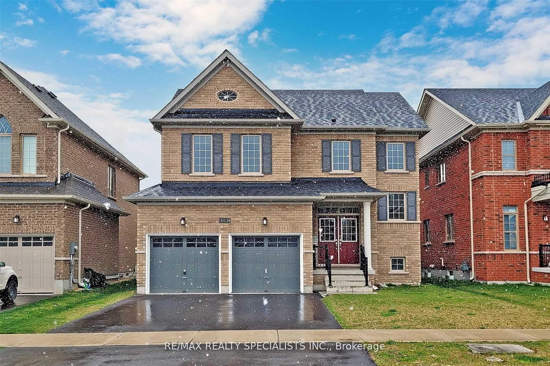 1191 Upper Thames Drive — photo 1