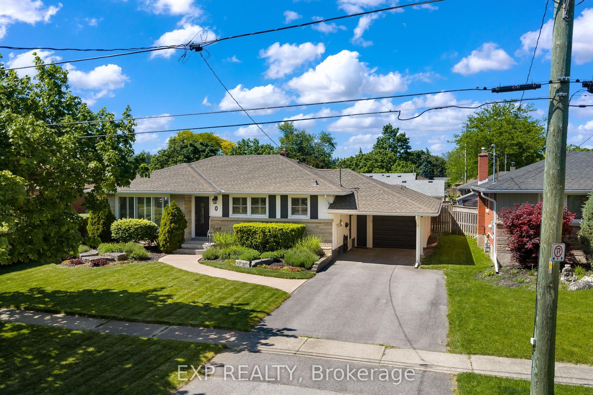 5 Dunraven Avenue — photo 1