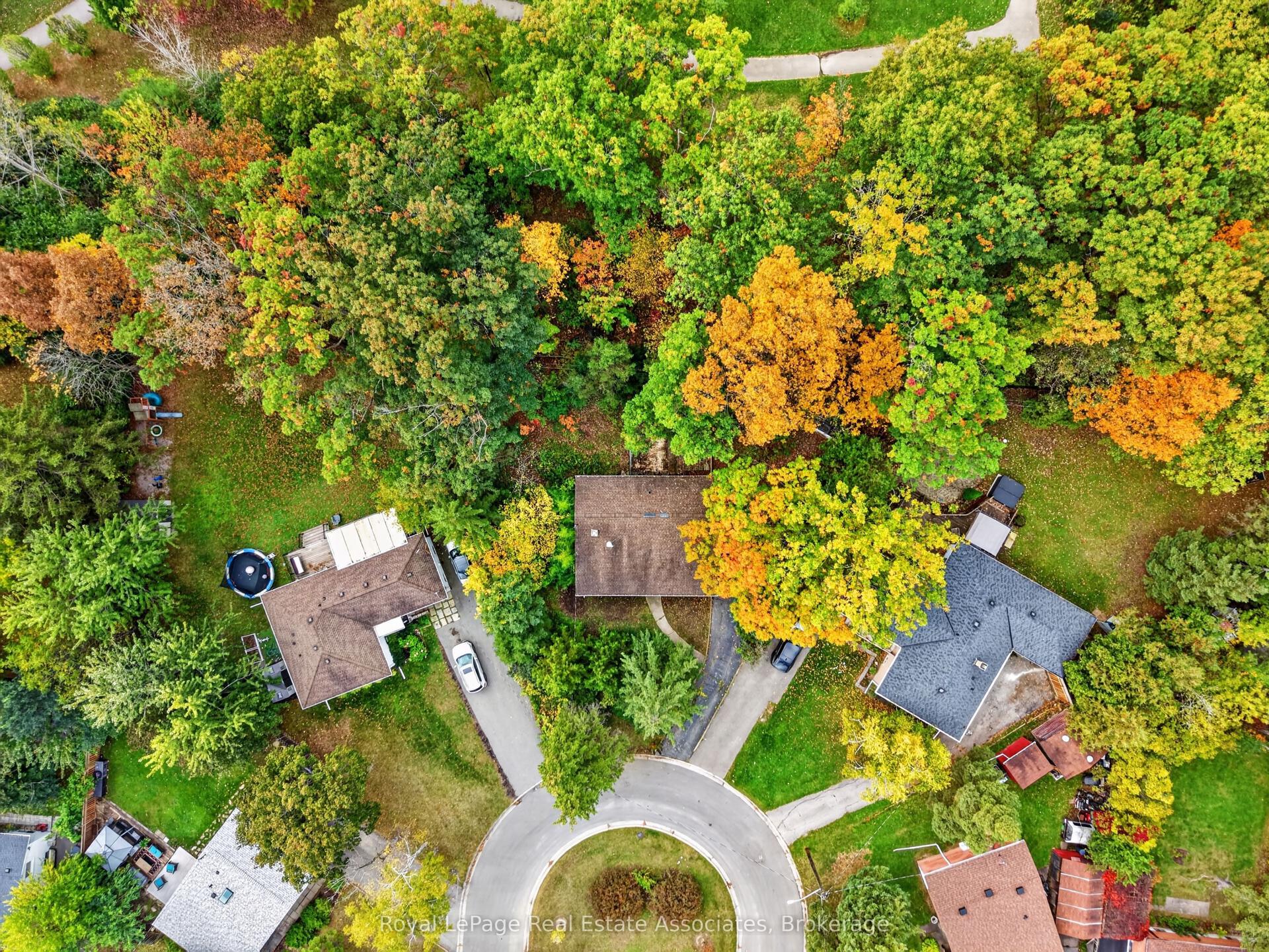 1340 Mountain Grove Avenue, Burlington — Detached for sale, photo 1