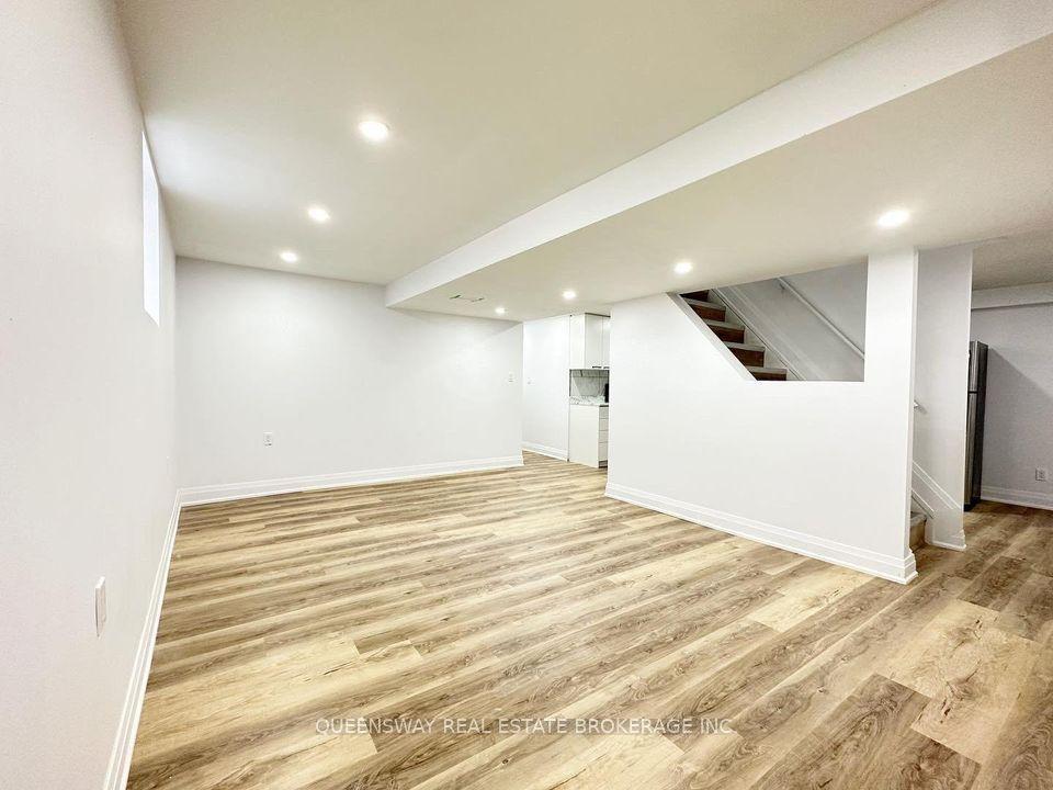 7 Leaside Drive Basement #Basement — photo 1