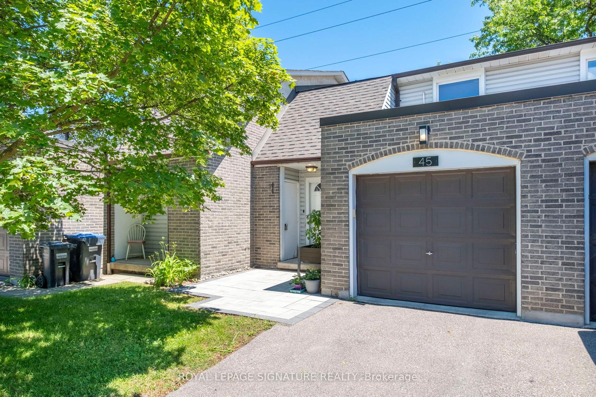 2440 Bromsgrove Road 45 #45, Mississauga — Condo Town for sale, photo 1