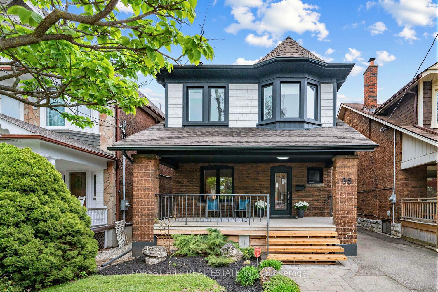 35 Westmount Avenue — photo 1