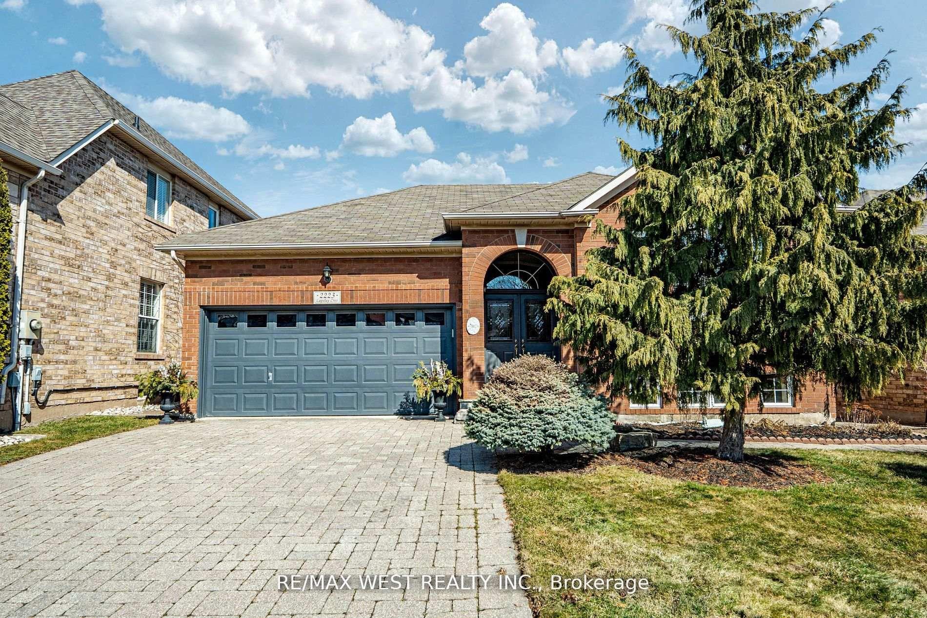 2223 Lapsley Crescent — photo 1
