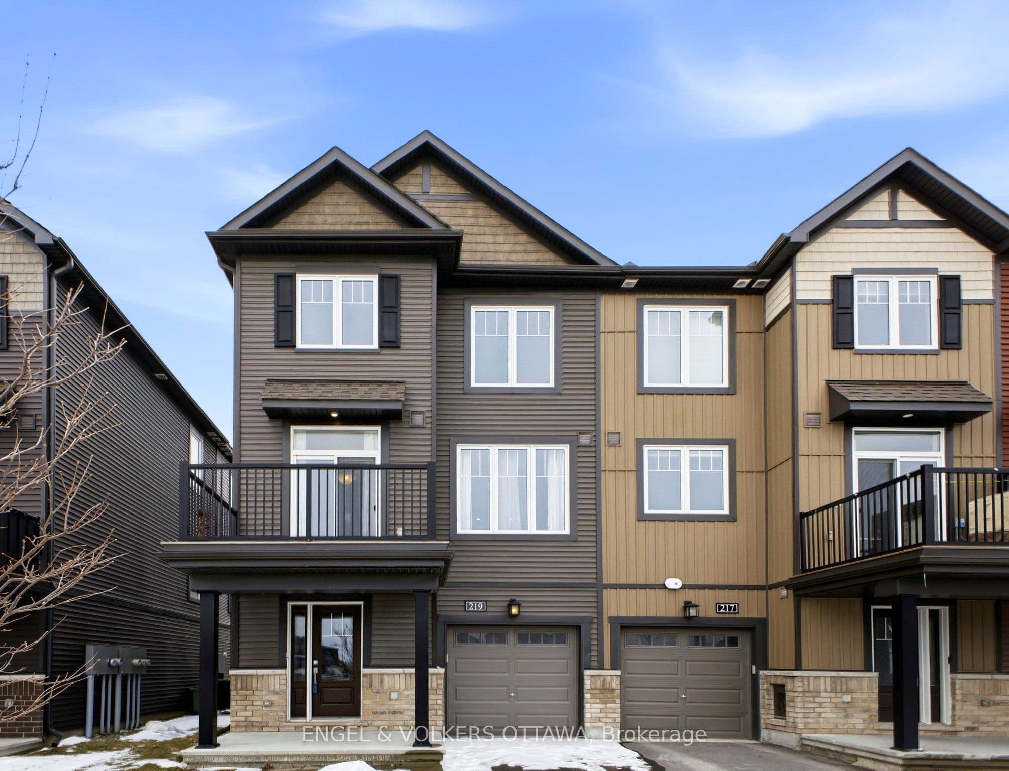 219 Liebe Terrace — photo 1