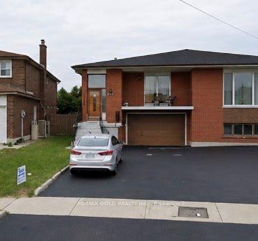 7463 Sigsbee Drive, Mississauga — Semi-Detached for lease, photo 1