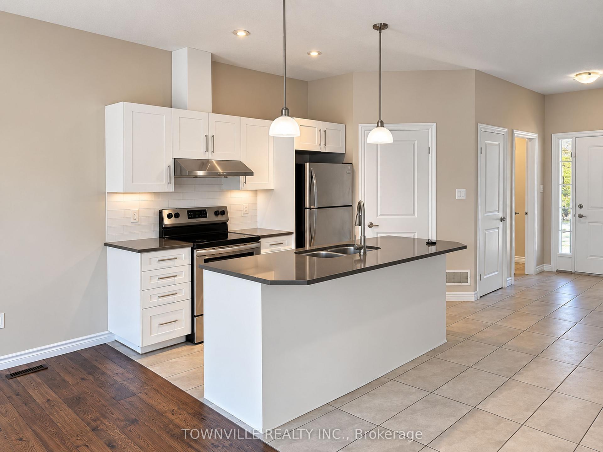 2910 Tokala Trail 32 #32, London North — Condo Town for lease, photo 1