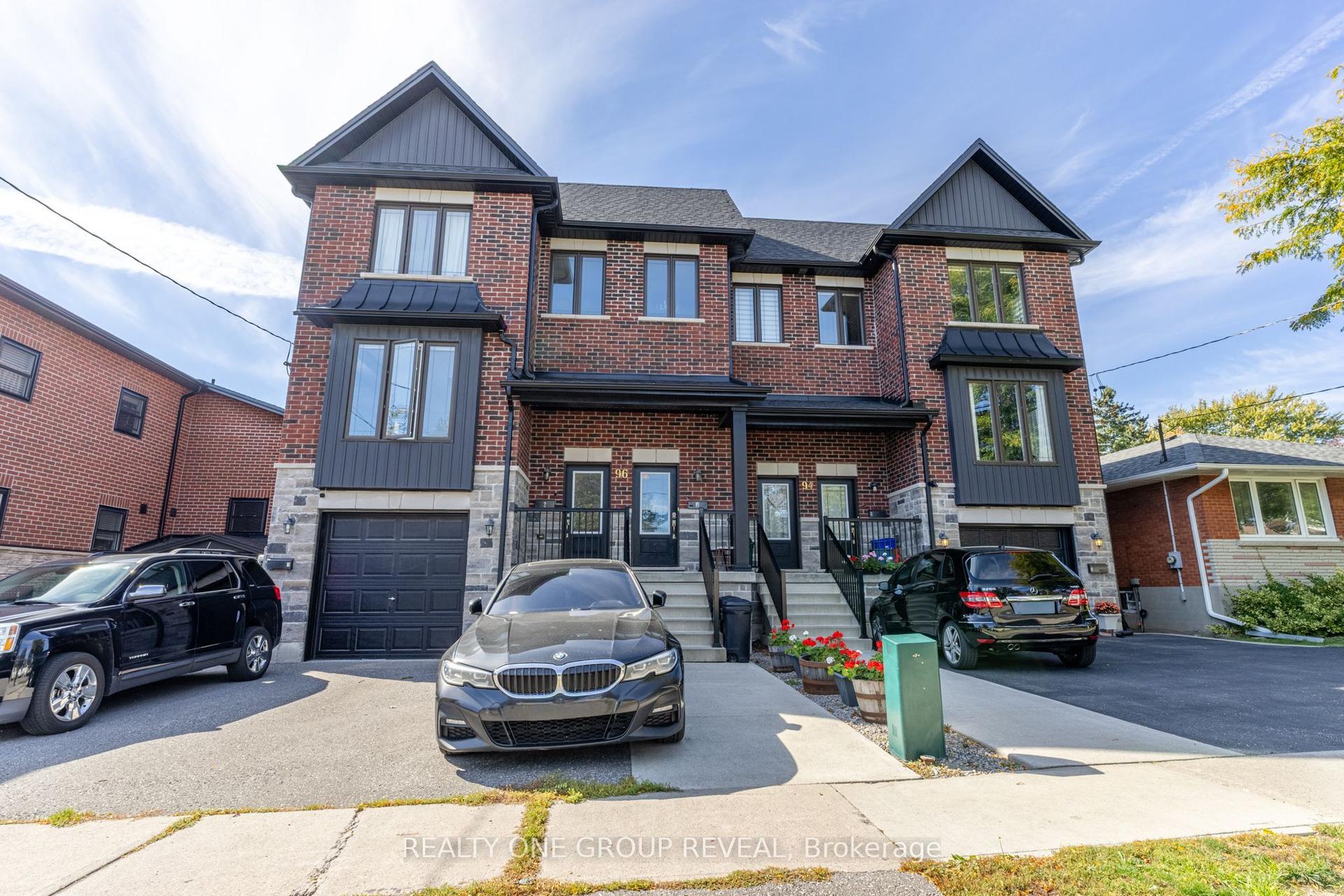 96 Cromwell Avenue 2 #2, Oshawa — Semi-Detached for lease, photo 1