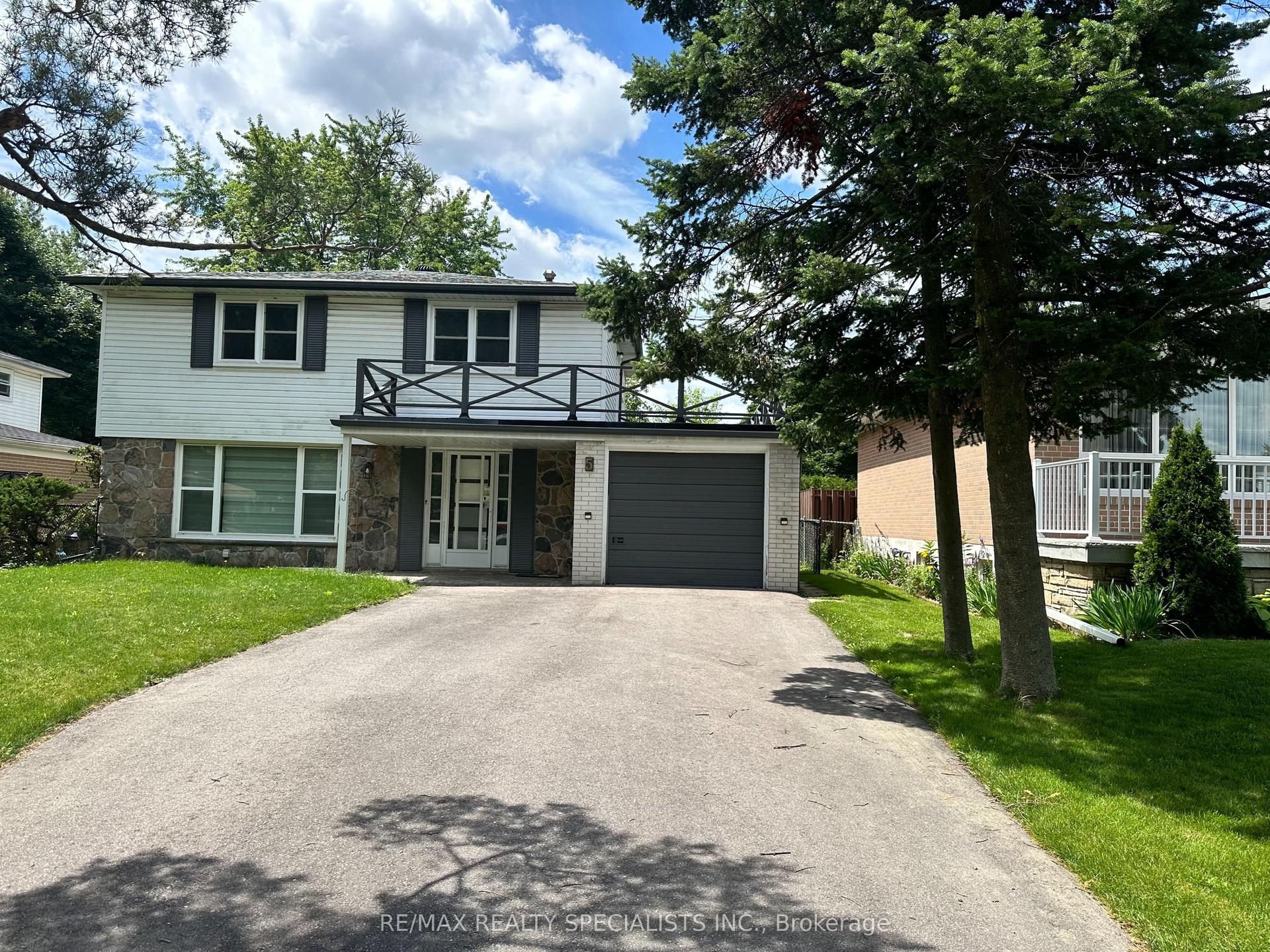 5 Norval Crescent — photo 1