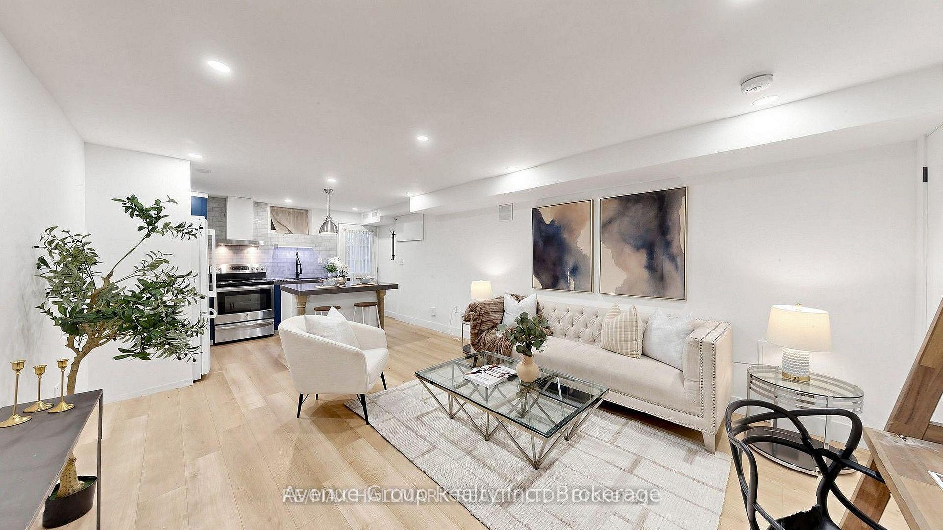 31 1/2 Granby Street Basement #Basement, Toronto — Townhouse for lease, photo 1