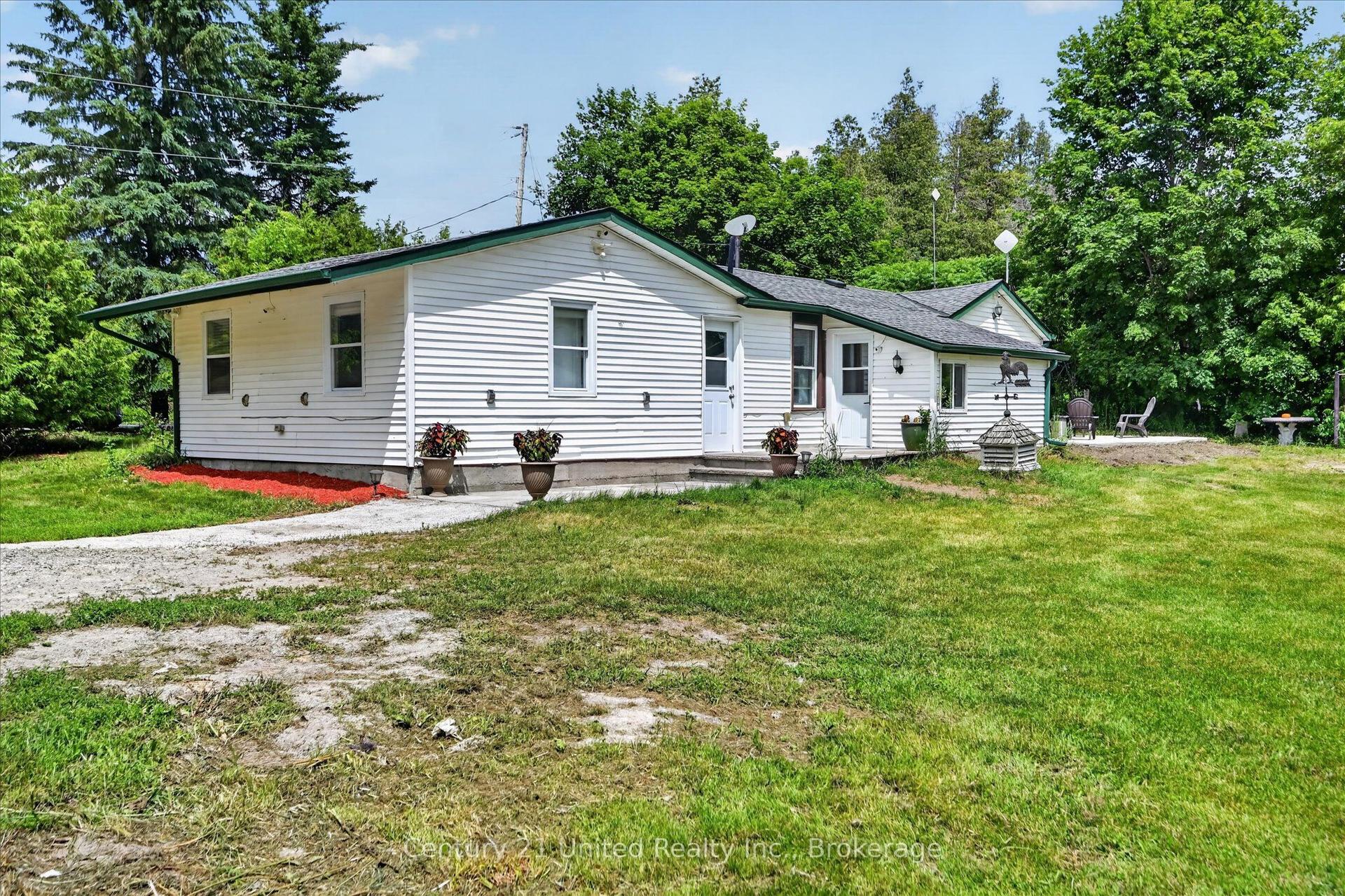 93 Loop Line, Kawartha Lakes — Detached for sale, photo 1