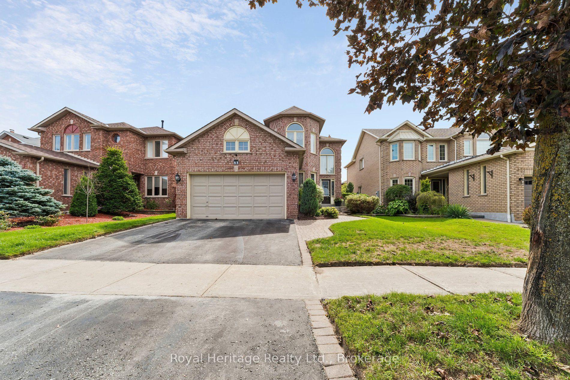 41 Winterberry Drive, Whitby — Detached for sale, photo 1