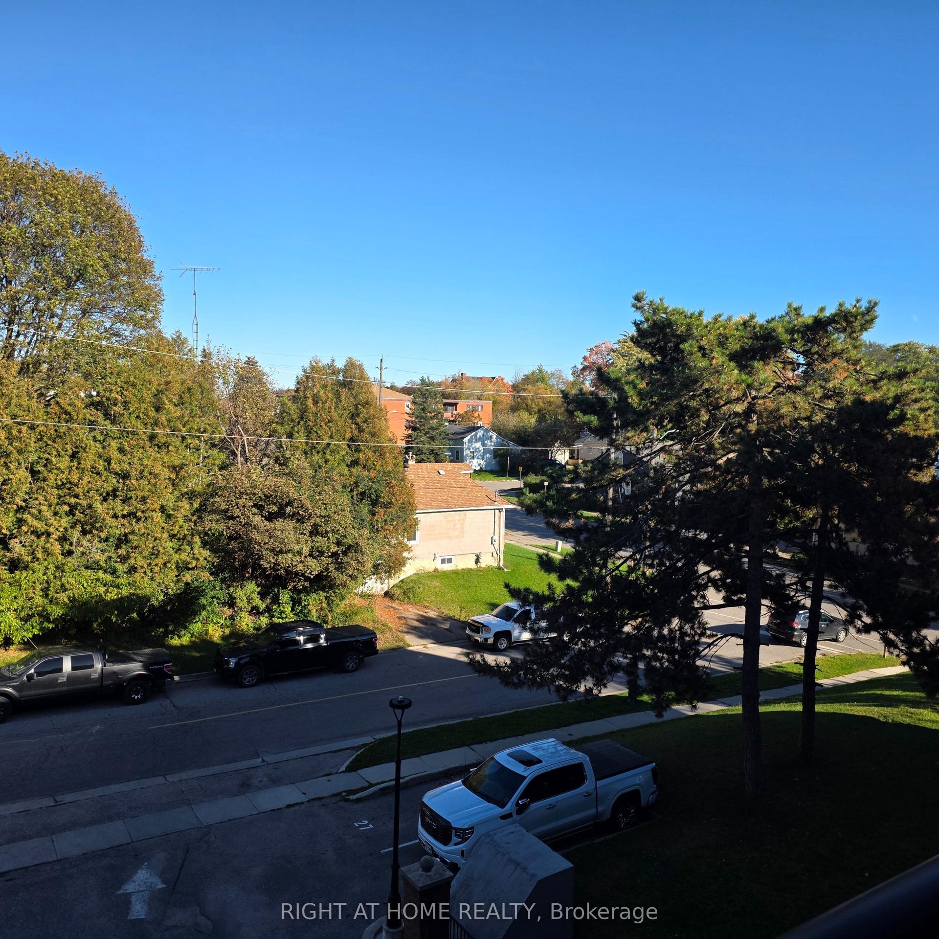 454 Centre Street 410 #410, Oshawa — Condo for lease, photo 1