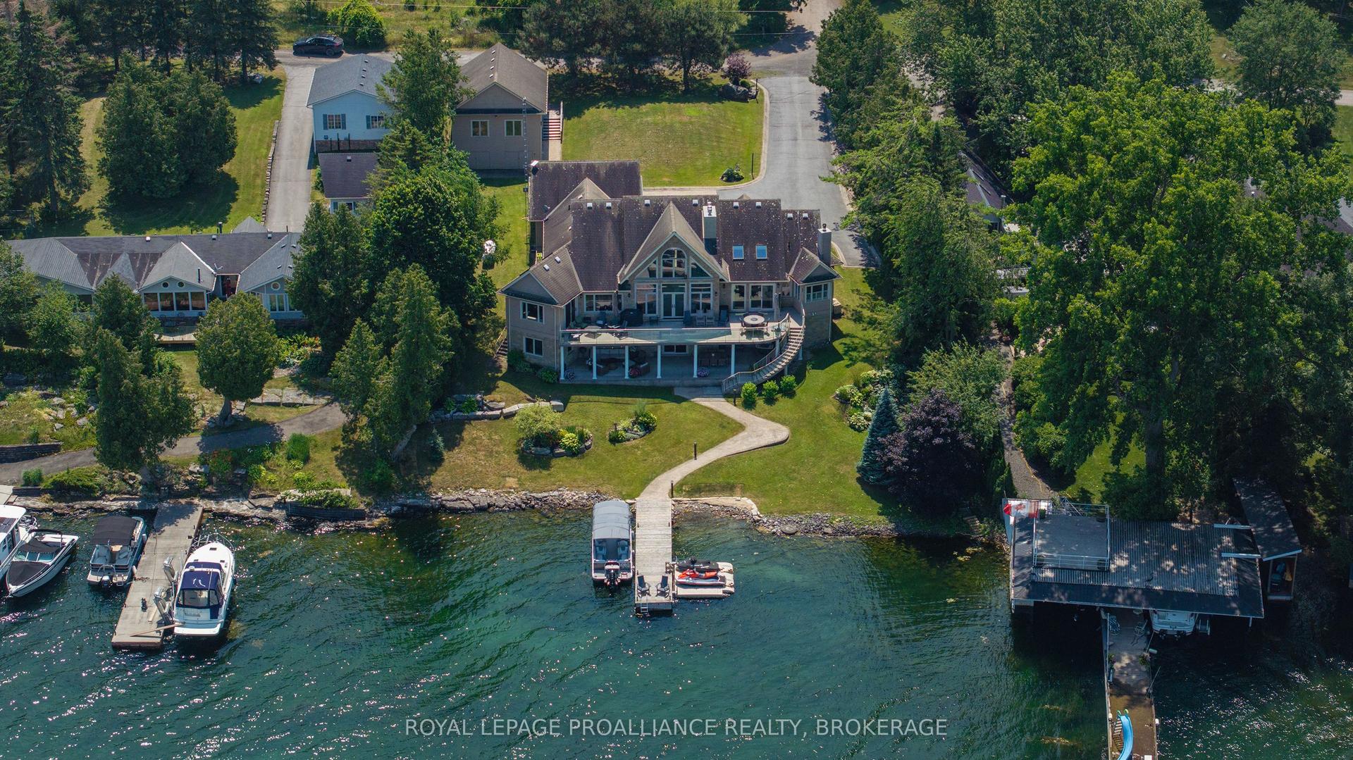 31 Leavis Shores, Frontenac Islands — Detached for sale, photo 1