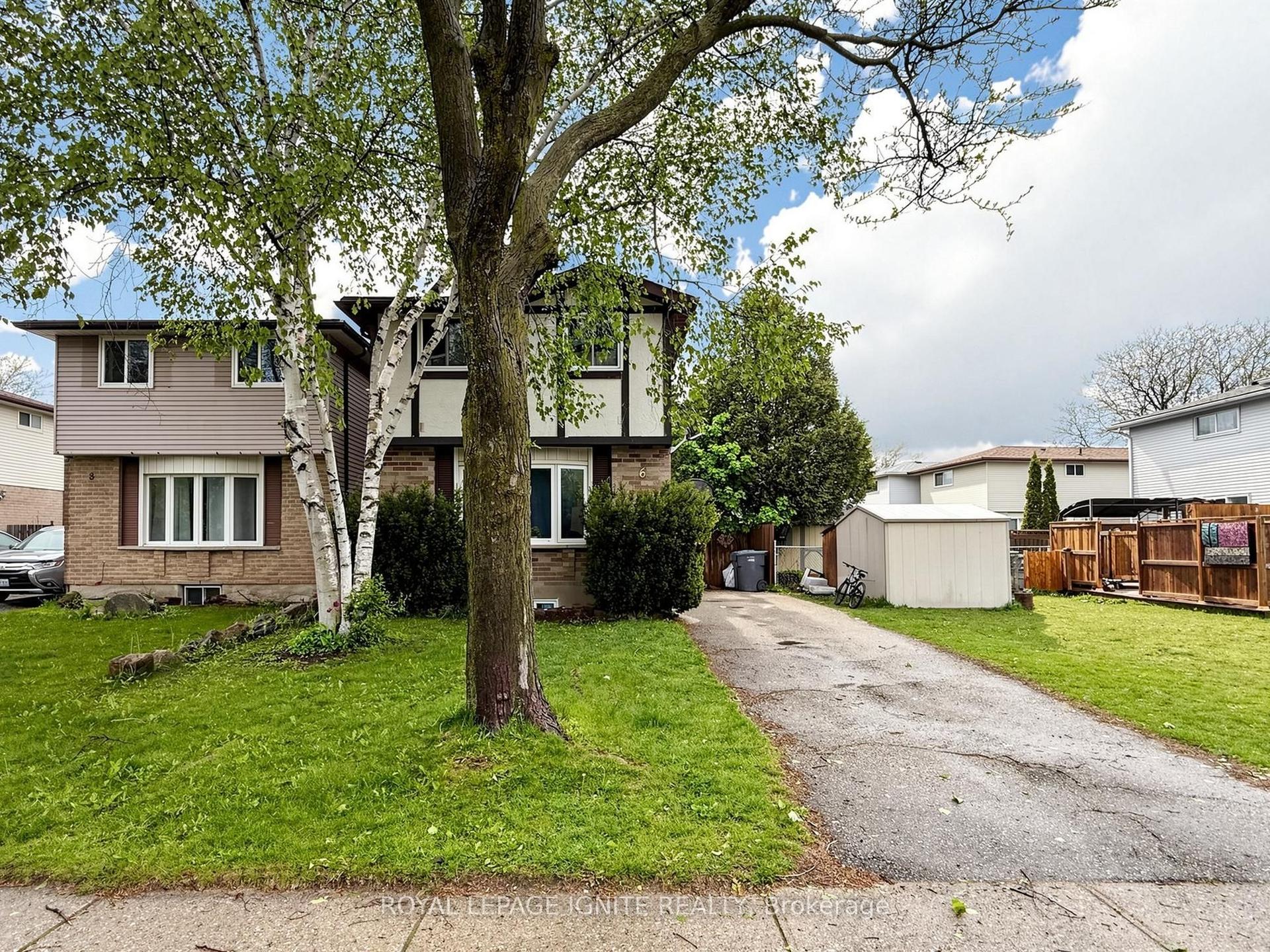 6 Upton Crescent — photo 1