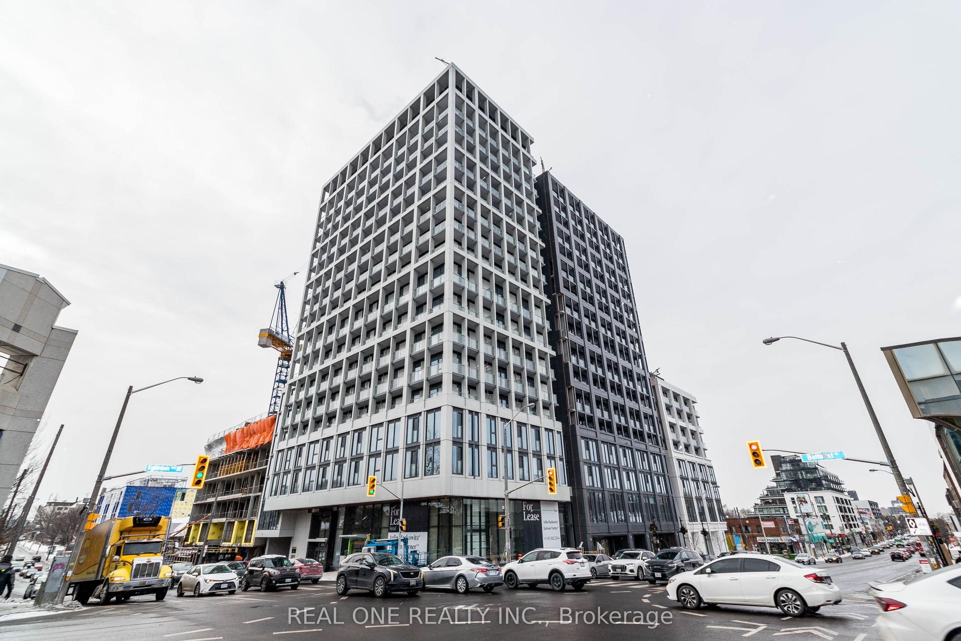 2020 Bathurst Street 722 #722 — photo 1