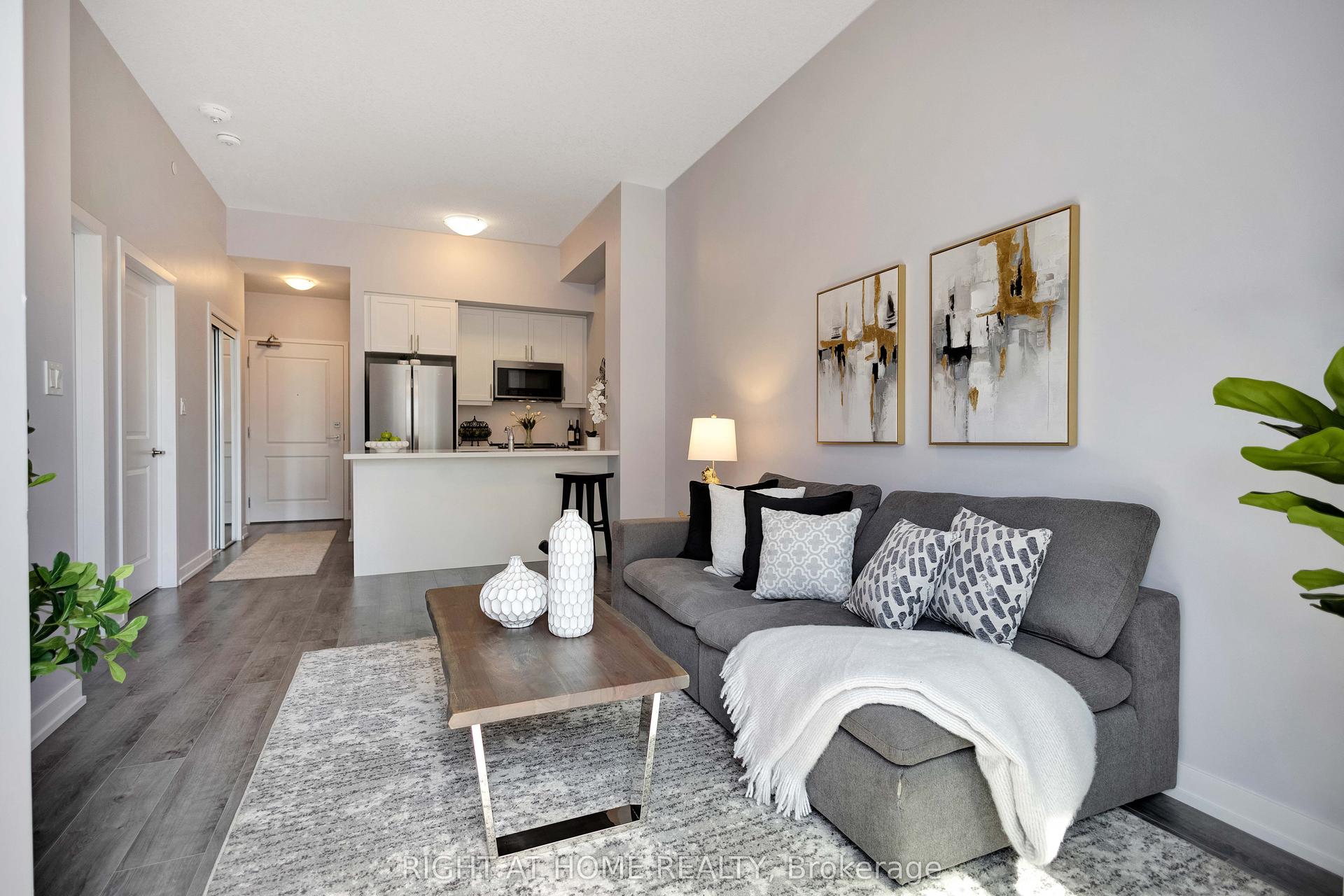 470 Dundas Street E 519 #519 — photo 1