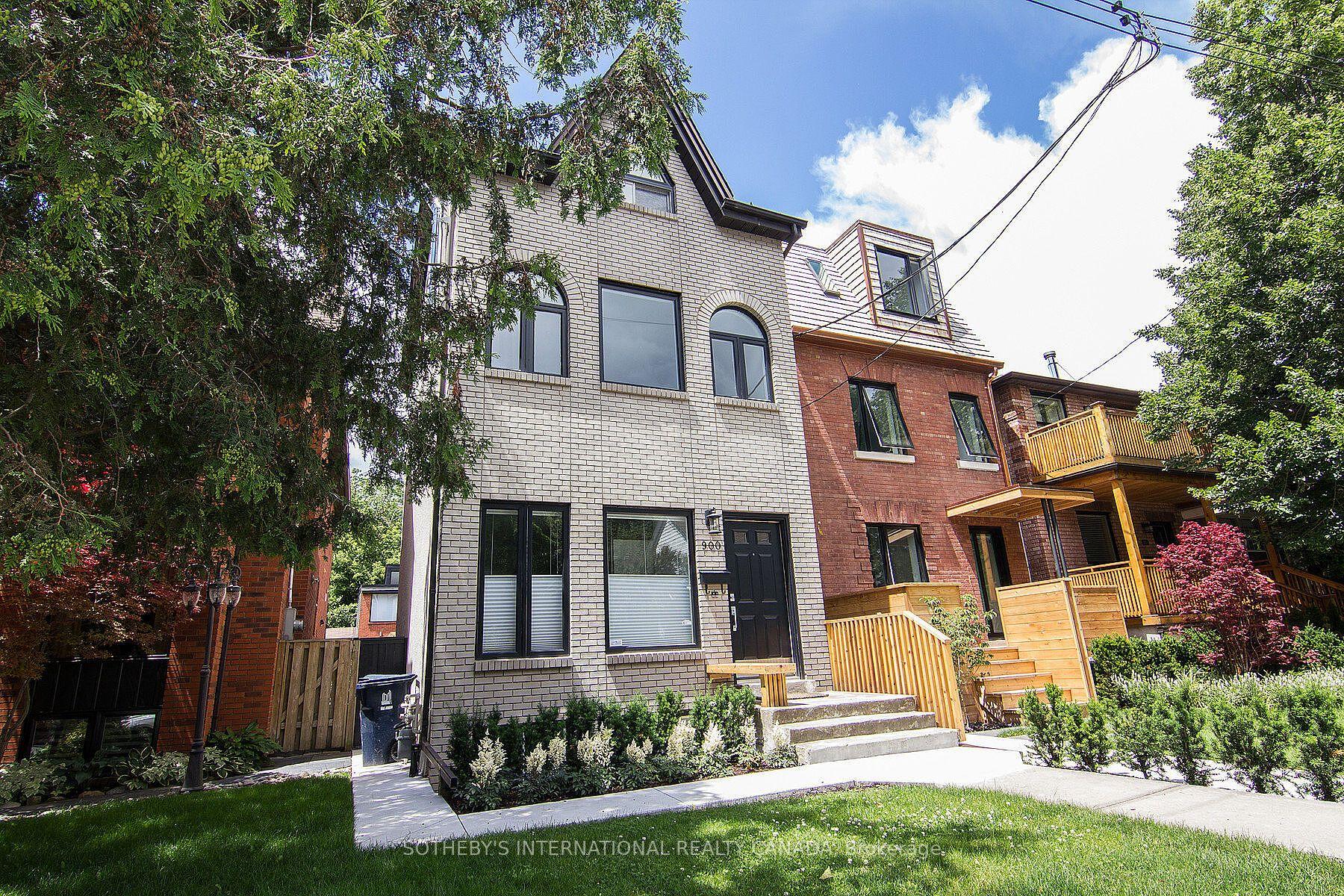 900 Manning Avenue Main #Main — photo 1