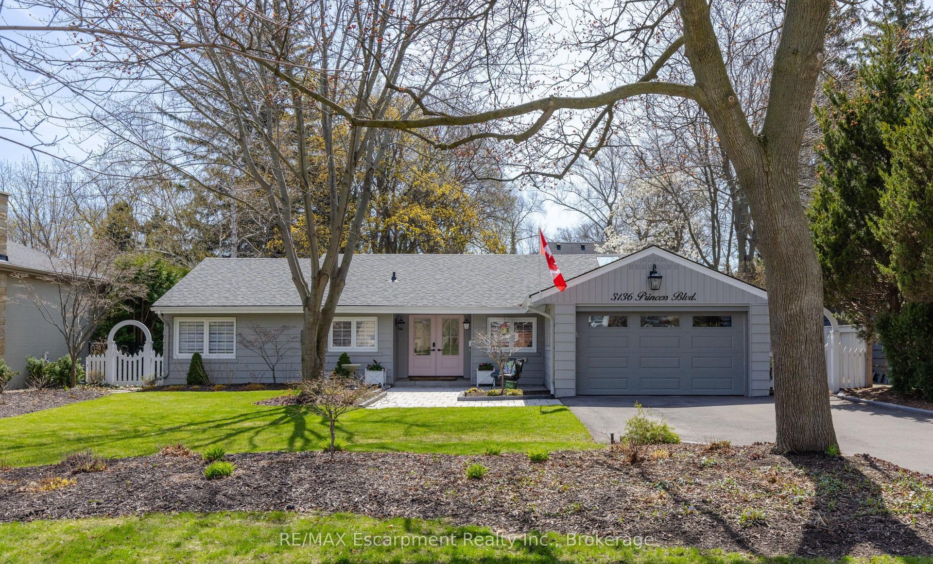 3136 Princess Boulevard — photo 1
