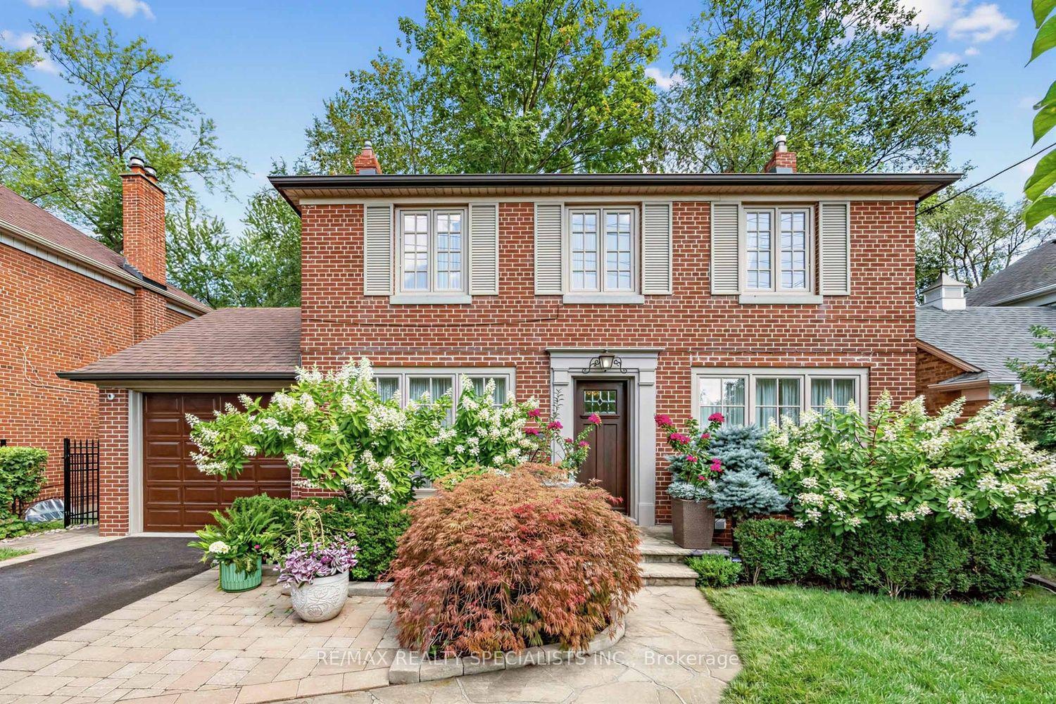 1211 Royal York Road, Toronto — Detached for sale, photo 1