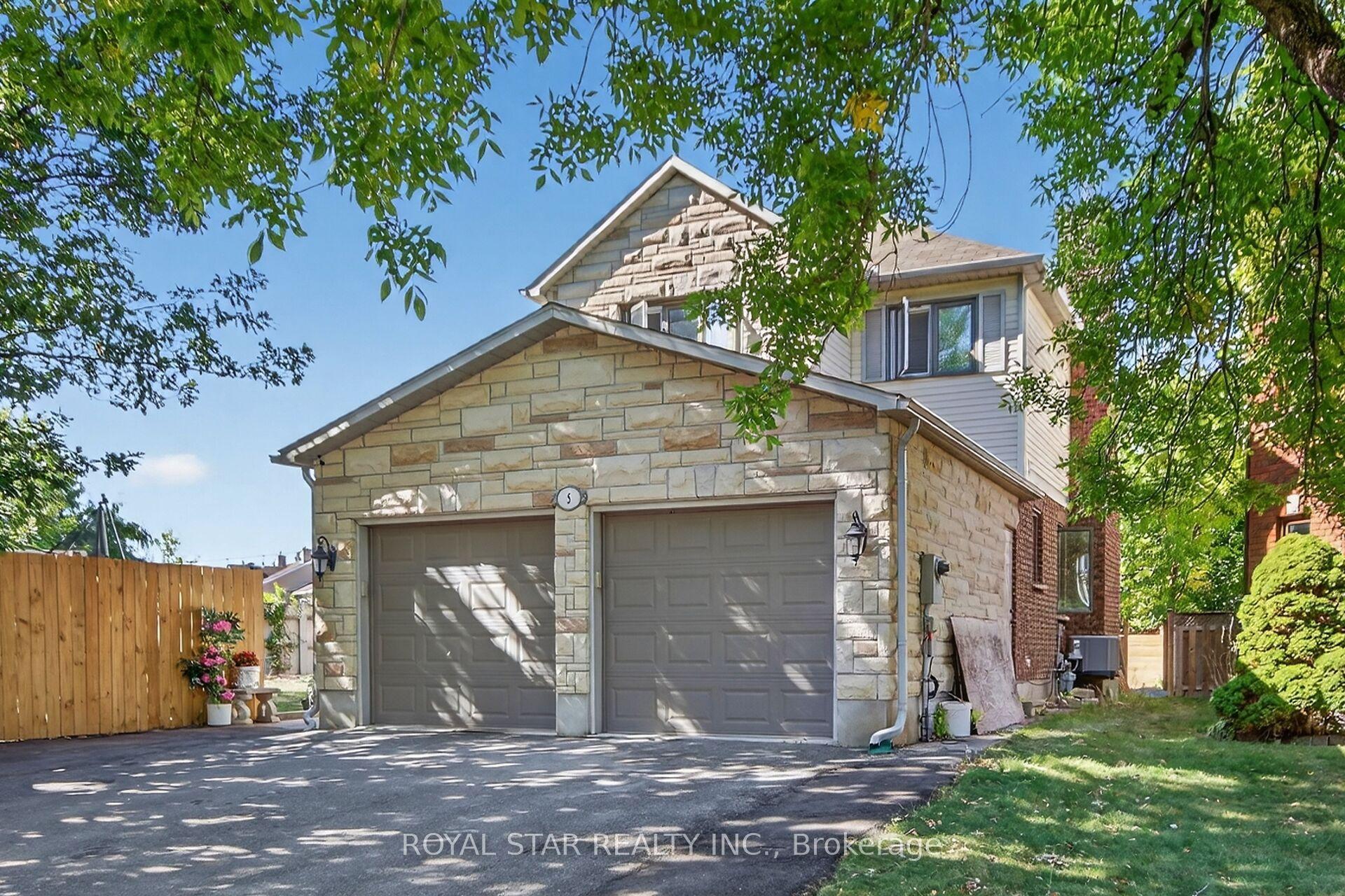 5 Southland Crescent — photo 1